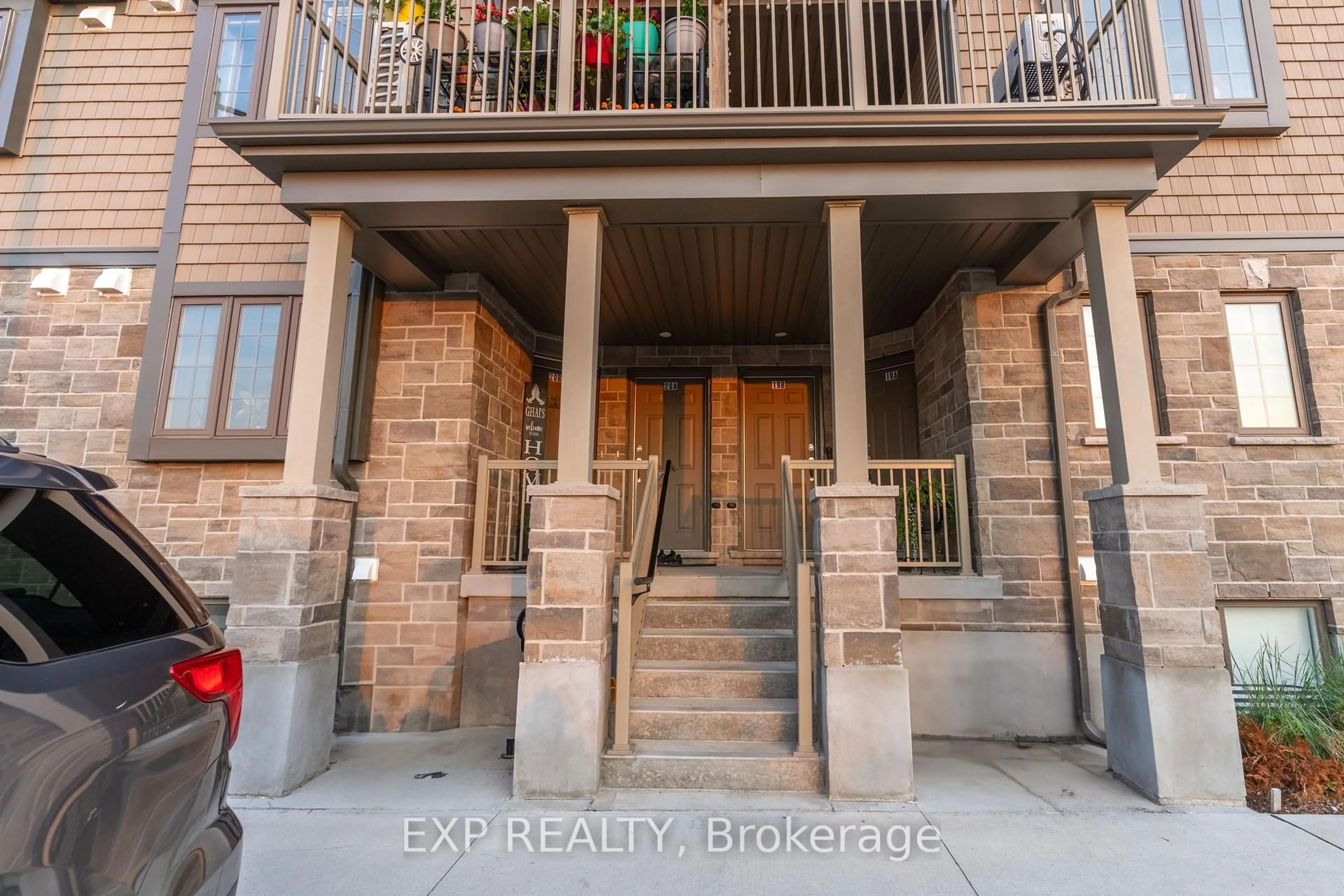 Indoor entryway for 85 MULLIN Dr #20B, Guelph Ontario N1E 0R4
