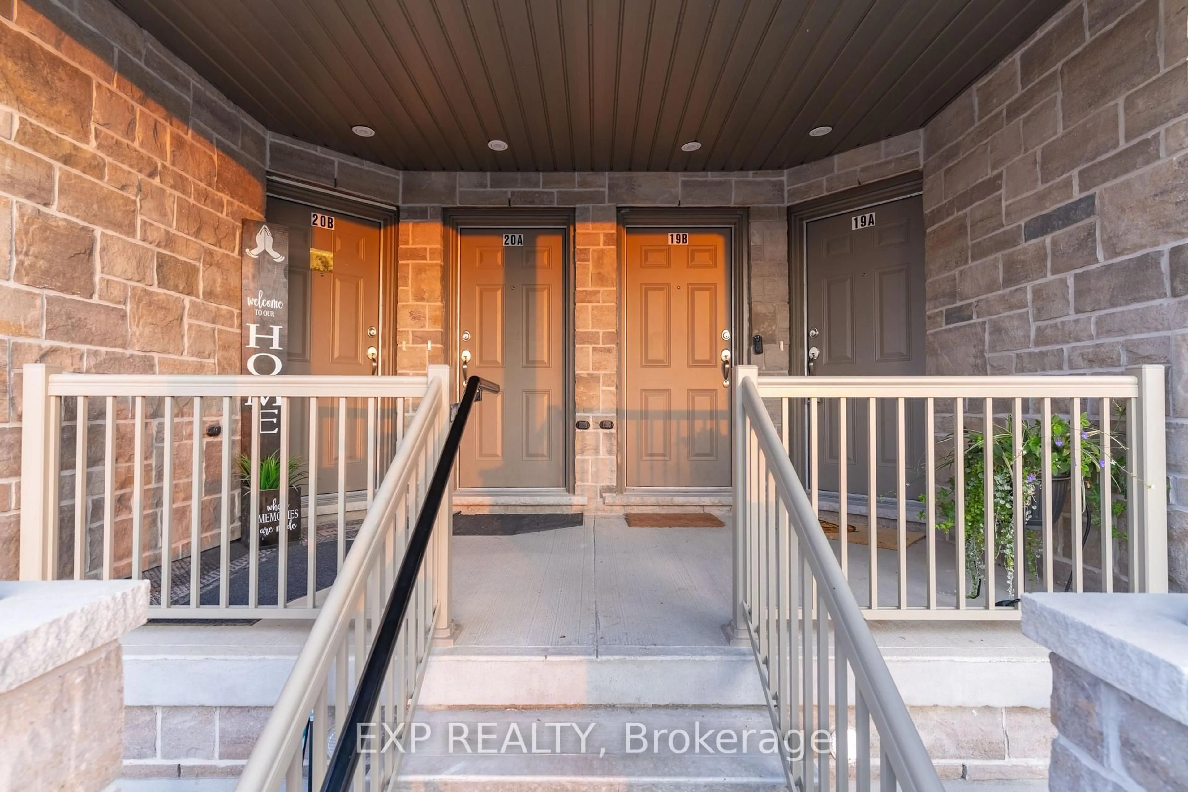 Indoor entryway for 85 MULLIN Dr #20B, Guelph Ontario N1E 0R4