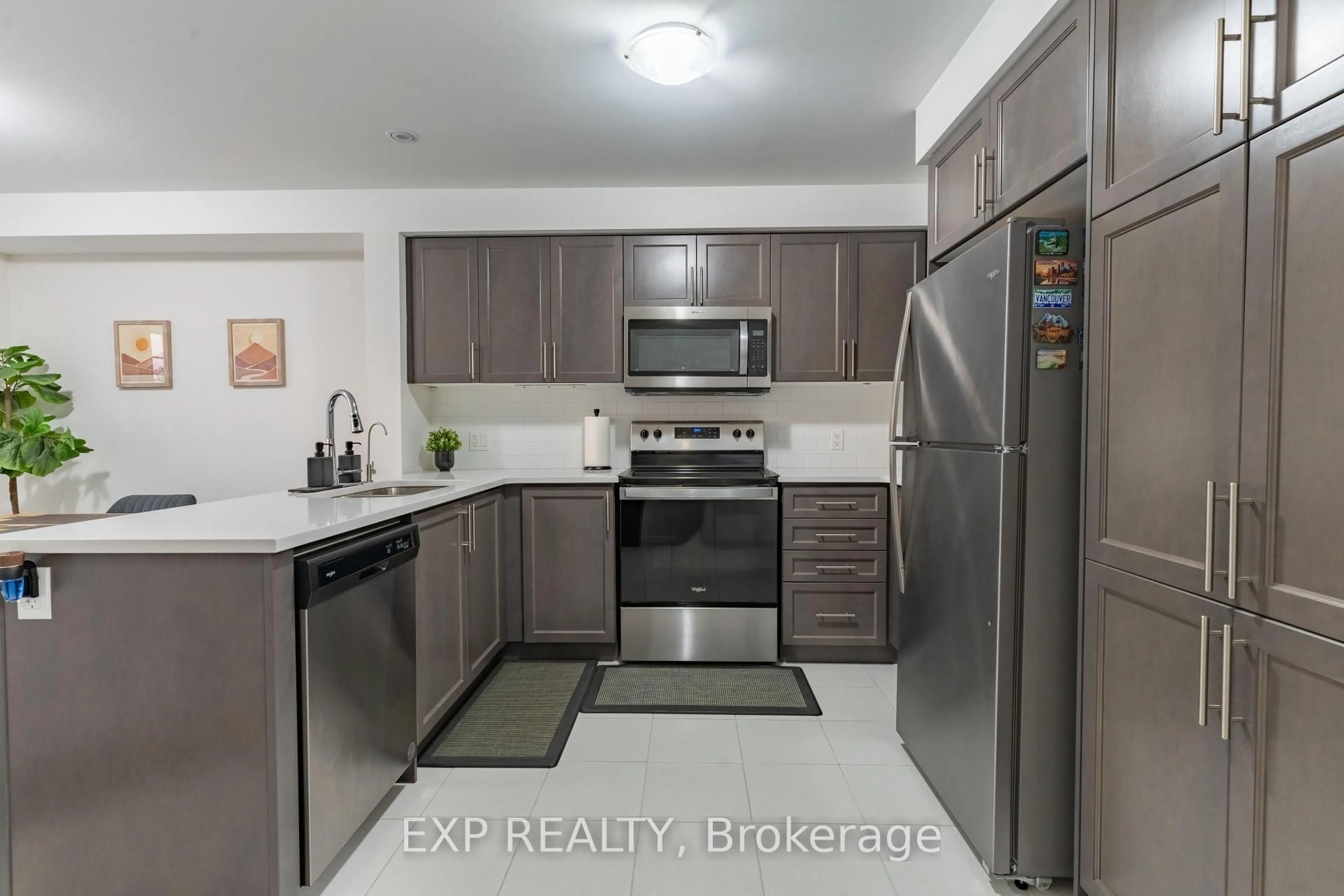 Standard kitchen, unknown for 85 MULLIN Dr #20B, Guelph Ontario N1E 0R4