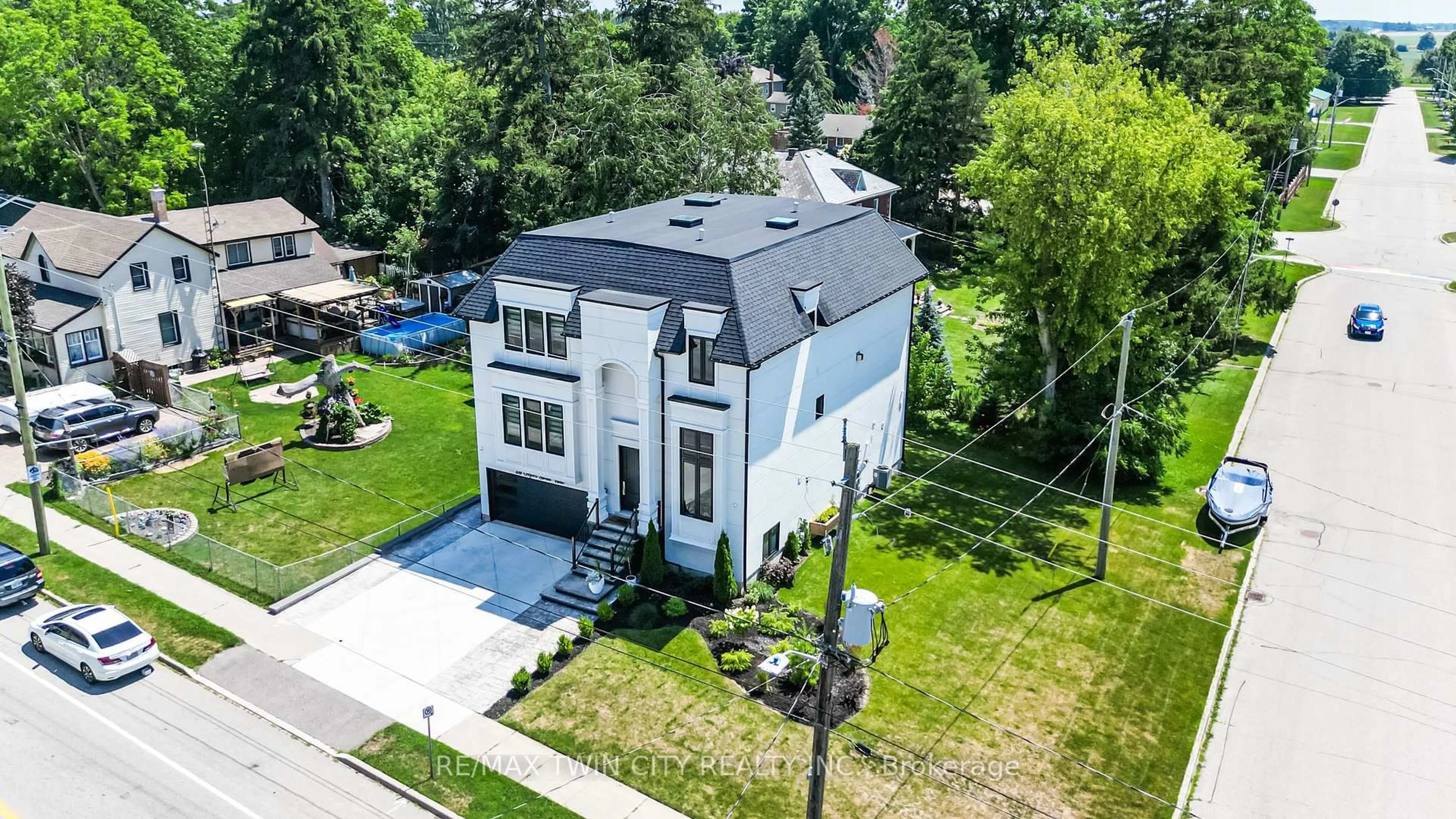 A pic from outside/outdoor area/front of a property/back of a property/a pic from drone, street for 28 Oxford St, Blandford-Blenheim Ontario N0J 1G0