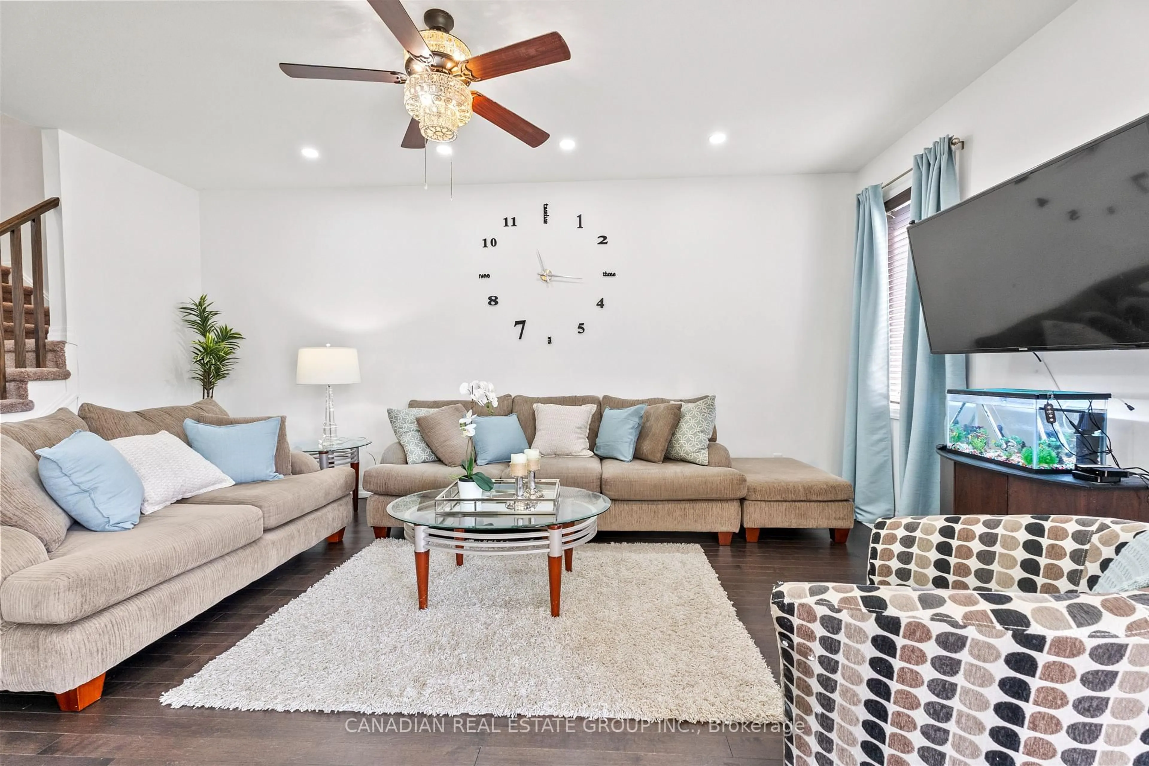 Living room with furniture, unknown for 412 Freure Dr, Cambridge Ontario N1S 0B4