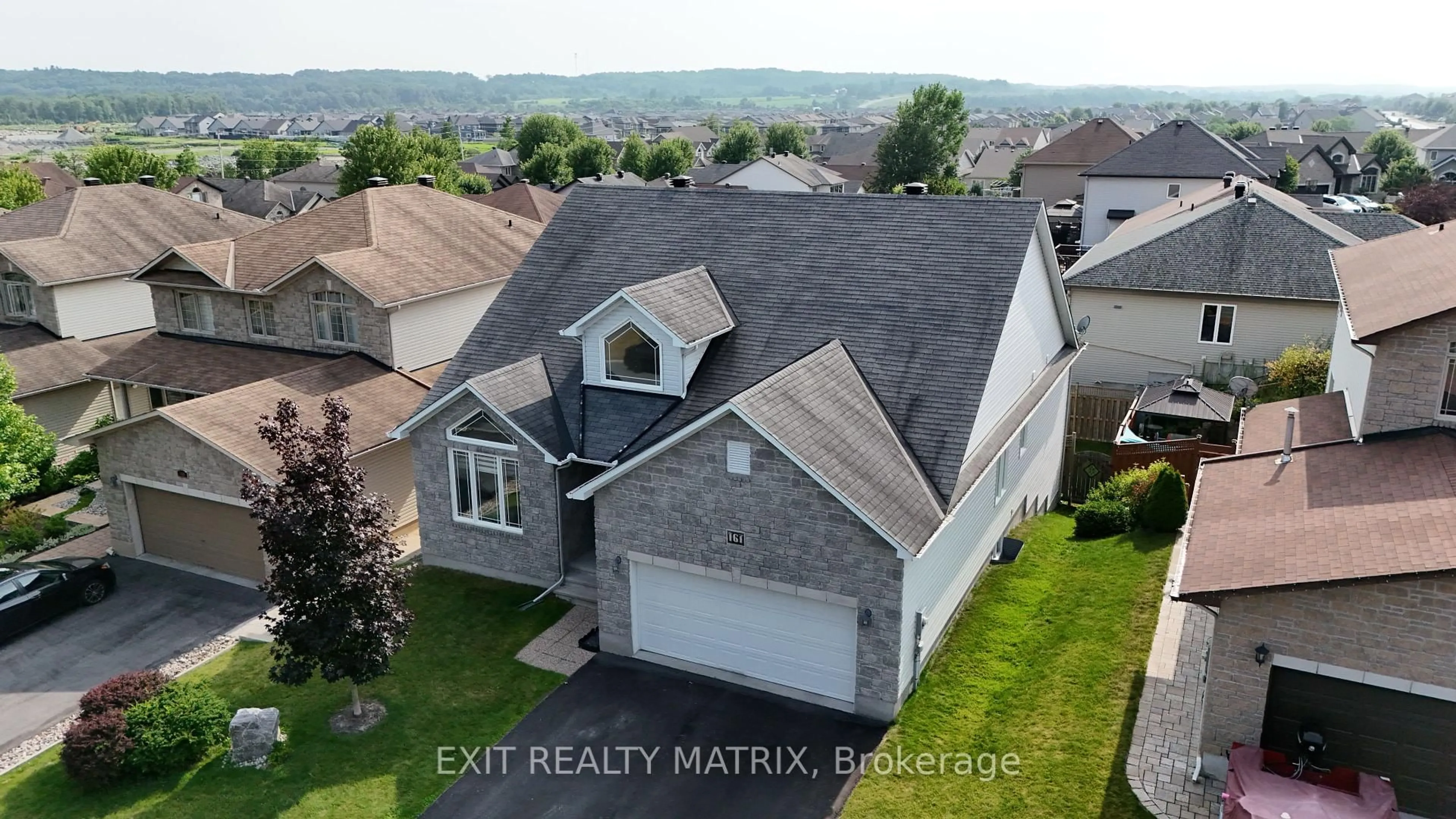 A pic from outside/outdoor area/front of a property/back of a property/a pic from drone, unknown for 161 Opale St, Clarence-Rockland Ontario K4K 0G3