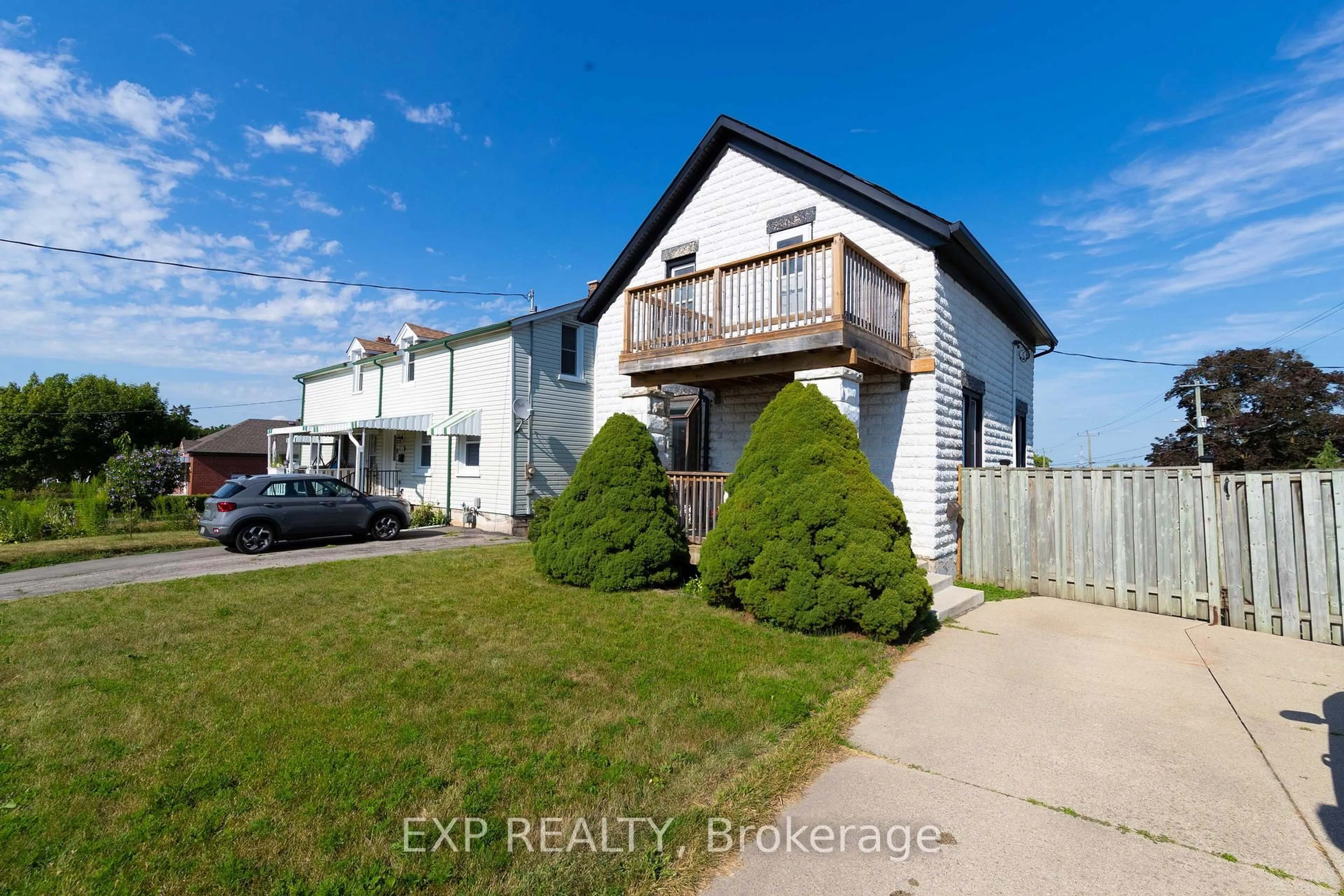 A pic from outside/outdoor area/front of a property/back of a property/a pic from drone, street for 200 Lancaster St, Kitchener Ontario N2H 4V1