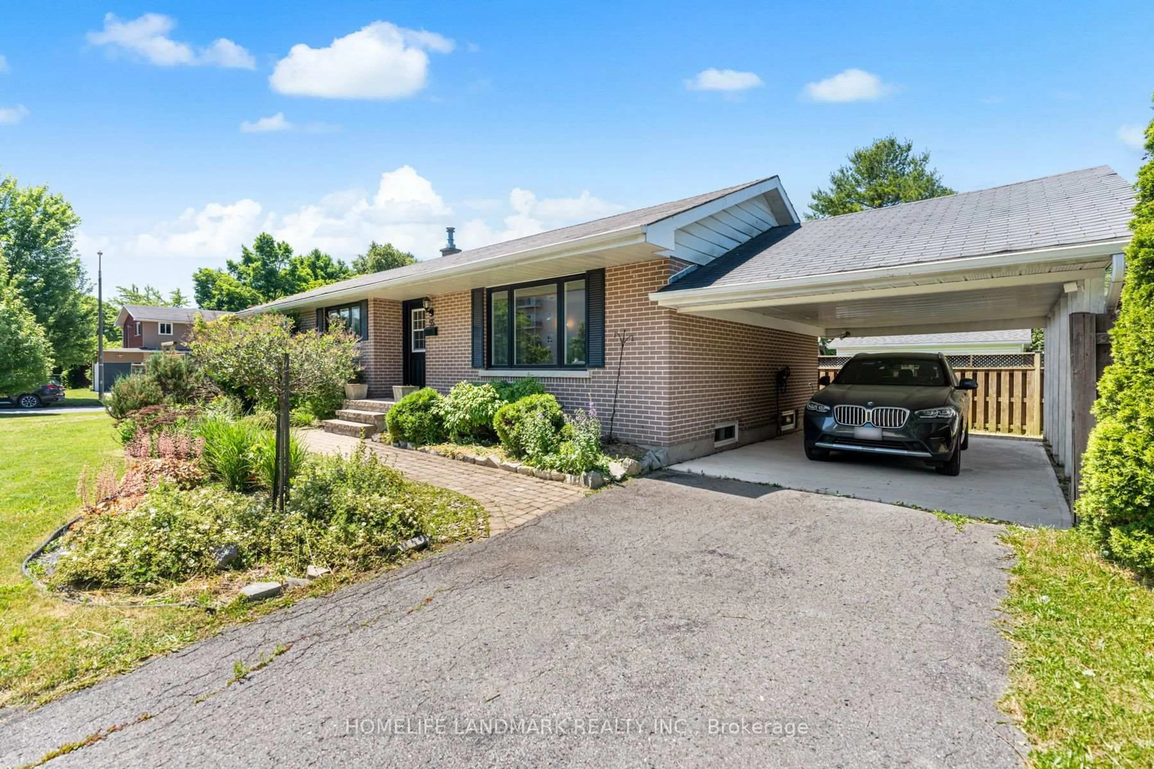 Unknown for 55 Cliff Cres, Kingston Ontario K7M 1A9