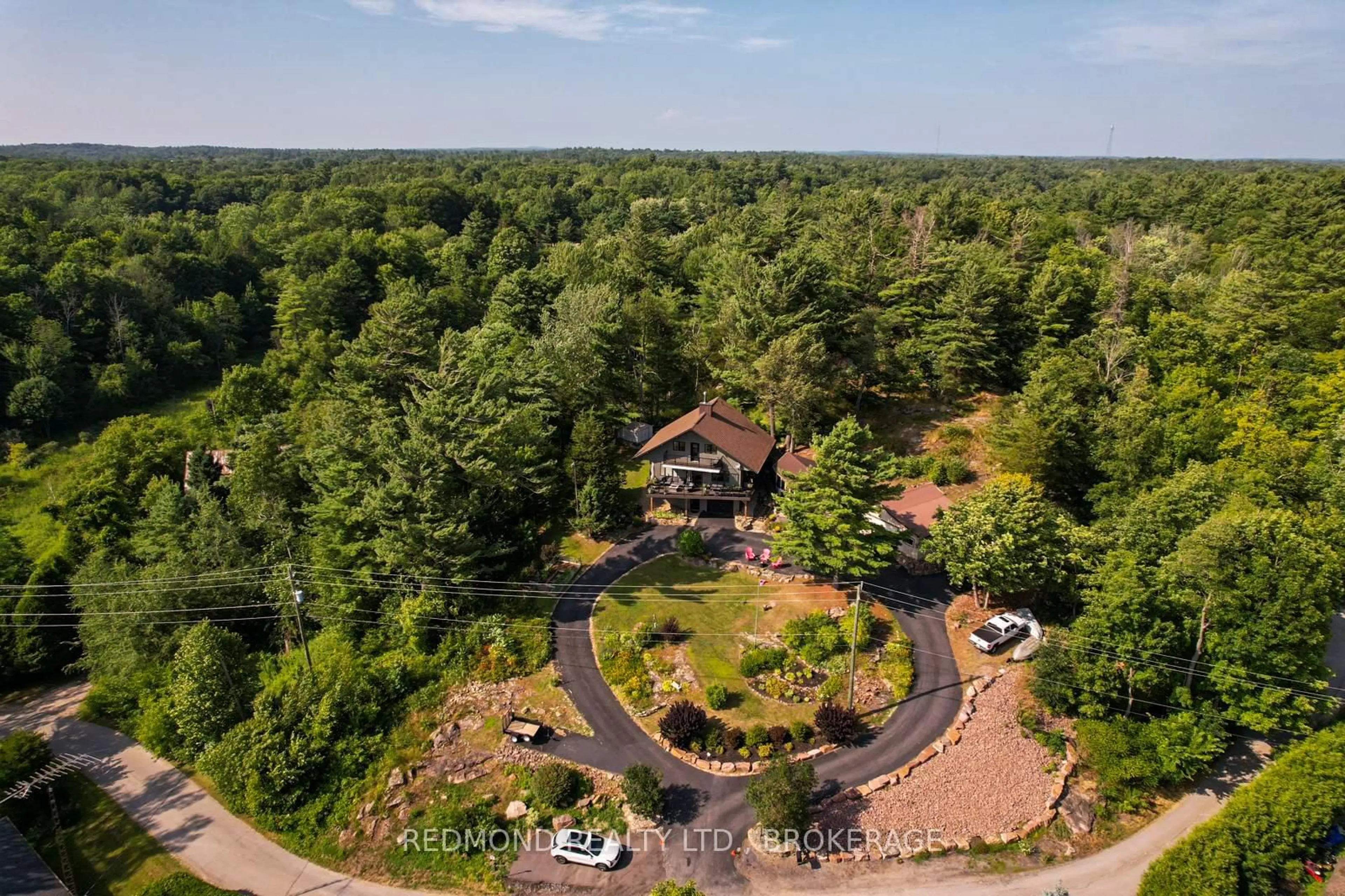 A pic from outside/outdoor area/front of a property/back of a property/a pic from drone, forest/trees view for 284 IVY LEA Rd, Front of Leeds & Seeleys Bay Ontario K0E 1L0