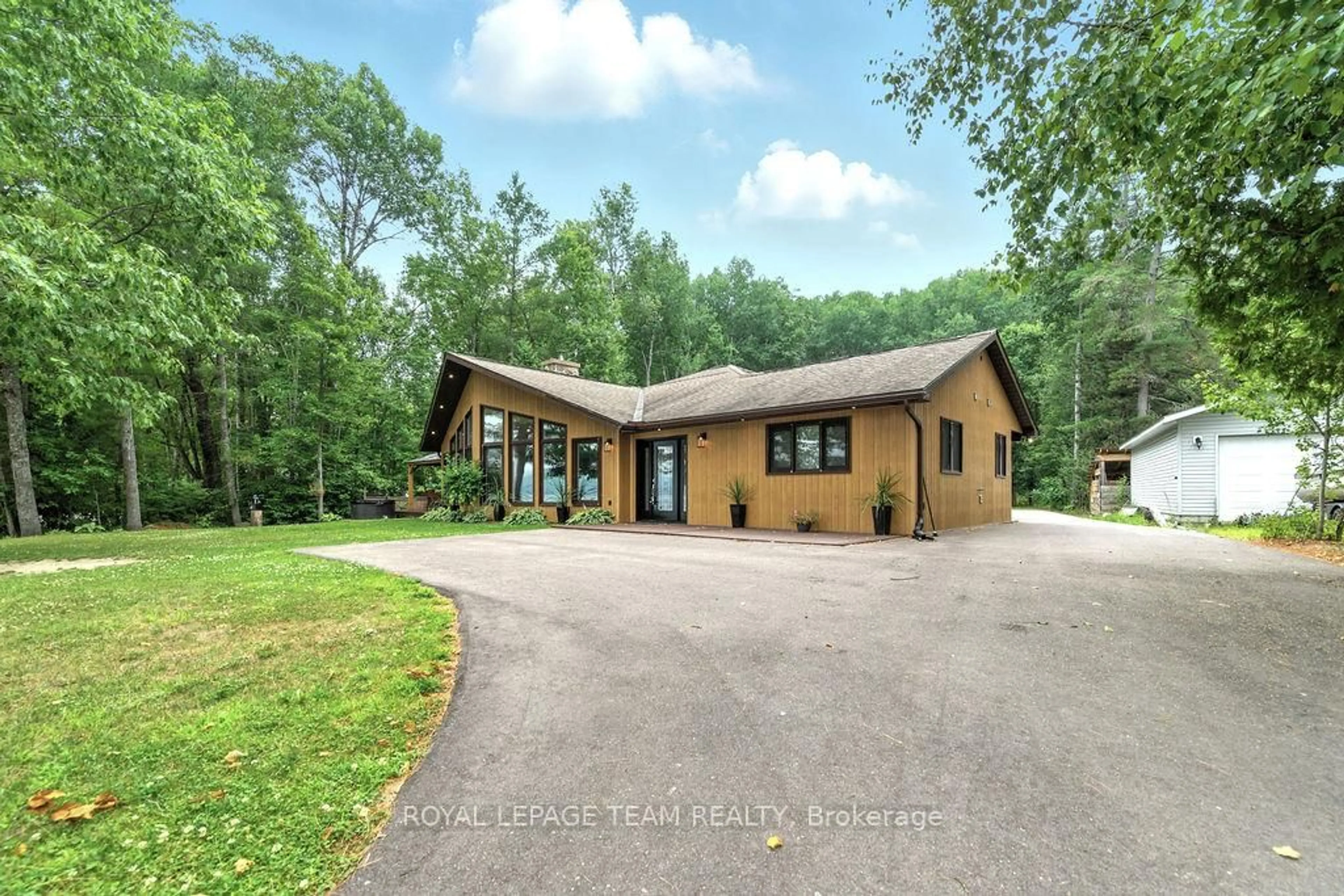 Unknown for 366 Burkes Rd, Deep River Ontario K0J 1P0