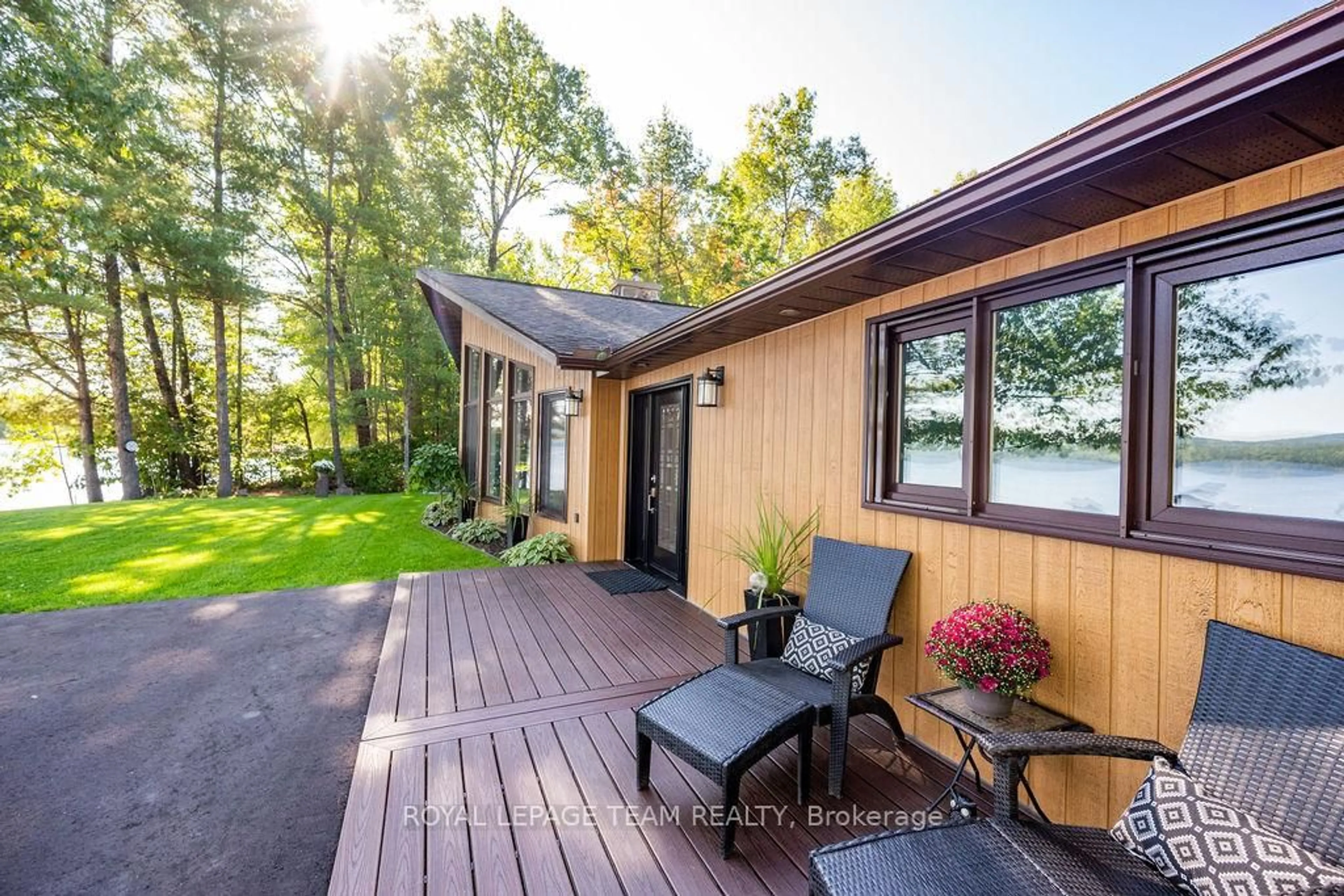 Patio, water/lake/river/ocean view for 366 Burkes Rd, Deep River Ontario K0J 1P0