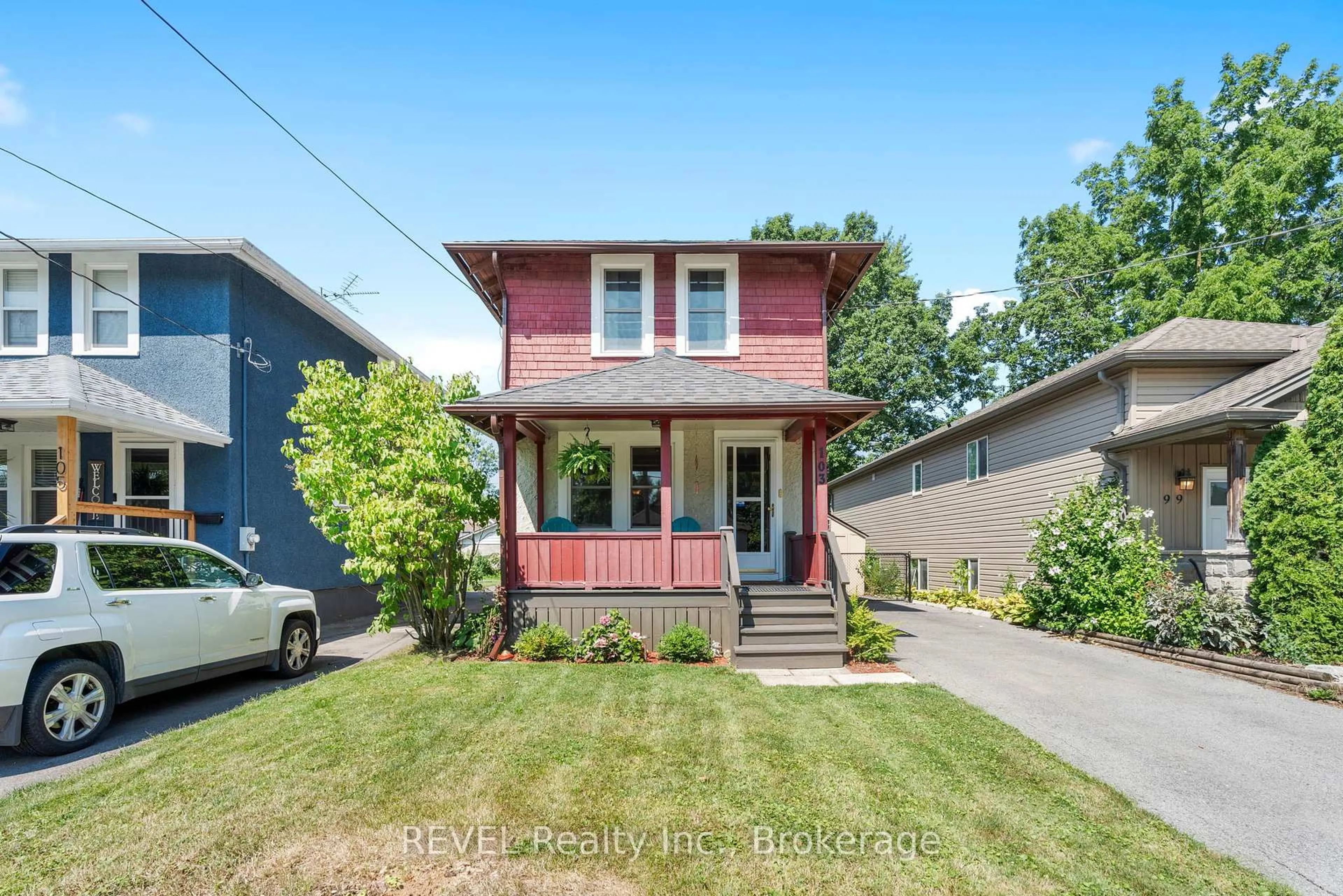 Home with brick exterior material, street for 103 Wilton Ave, Welland Ontario L3C 2A1