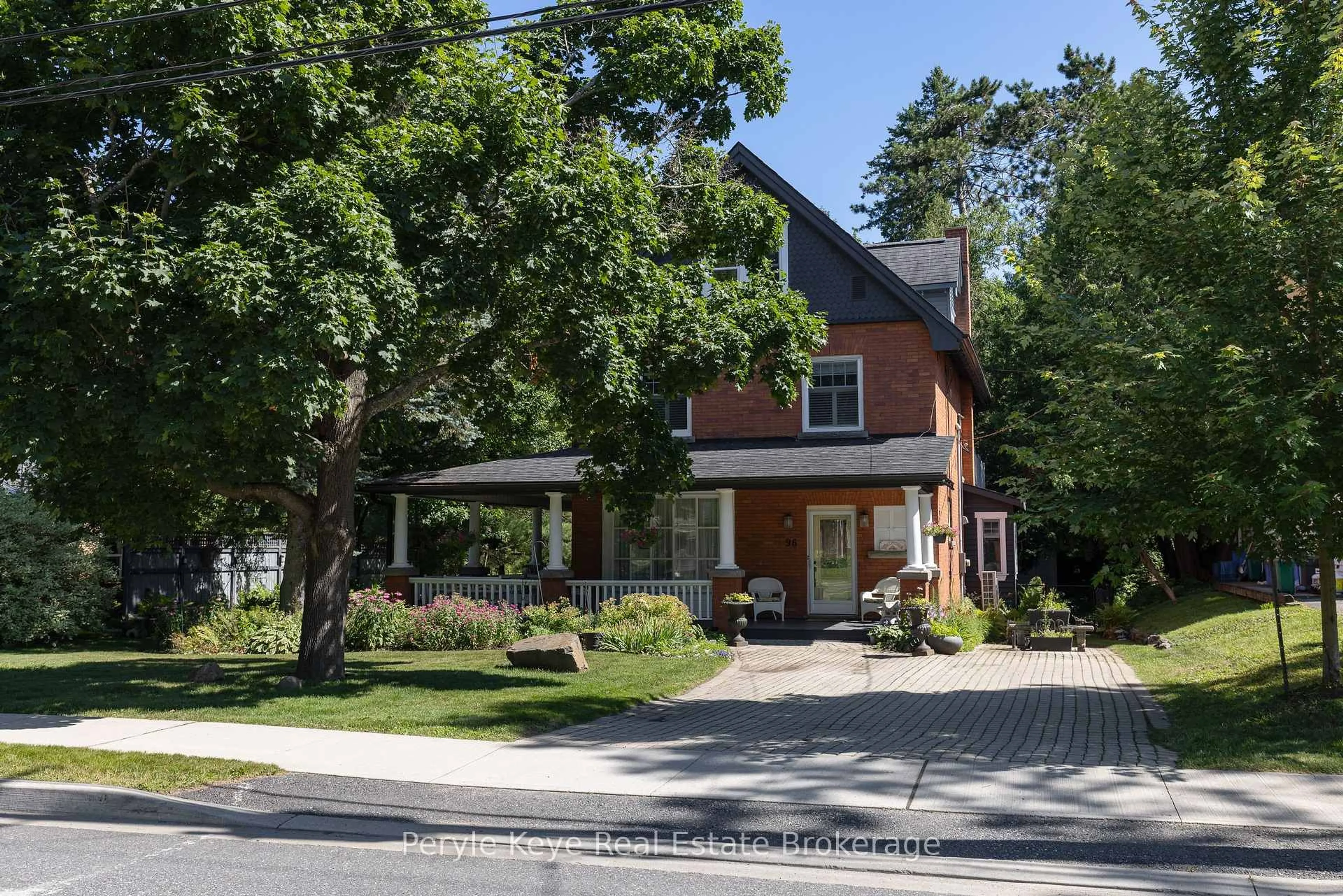Home with brick exterior material, street for 96 Ontario St, Bracebridge Ontario P1L 2A2