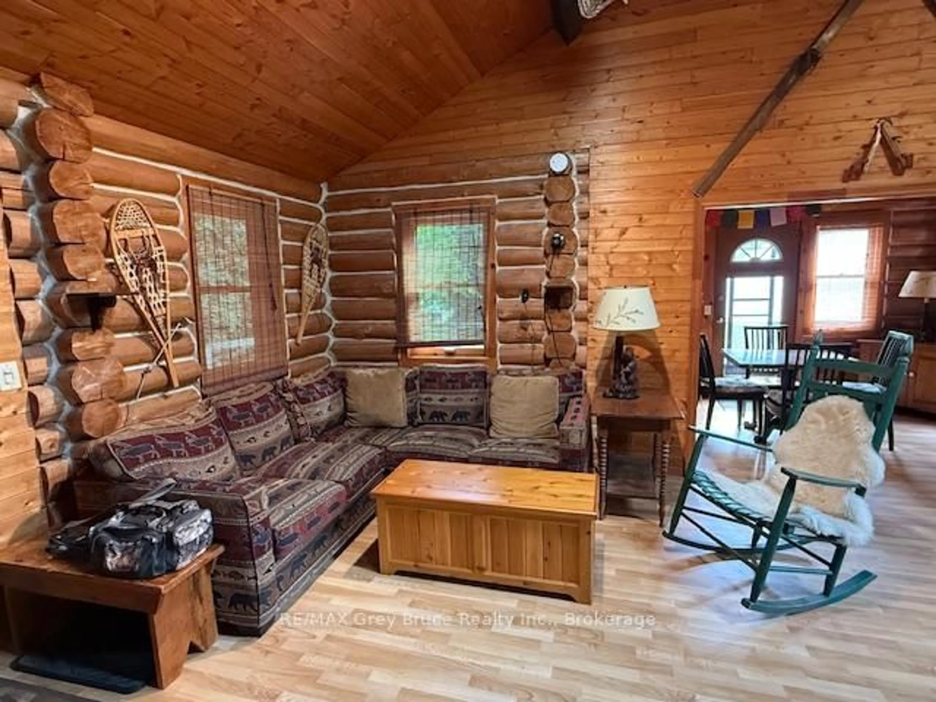 Living room with furniture, wood/laminate floor for 455466 3B Concession, Chatsworth Ontario N0H 1R0