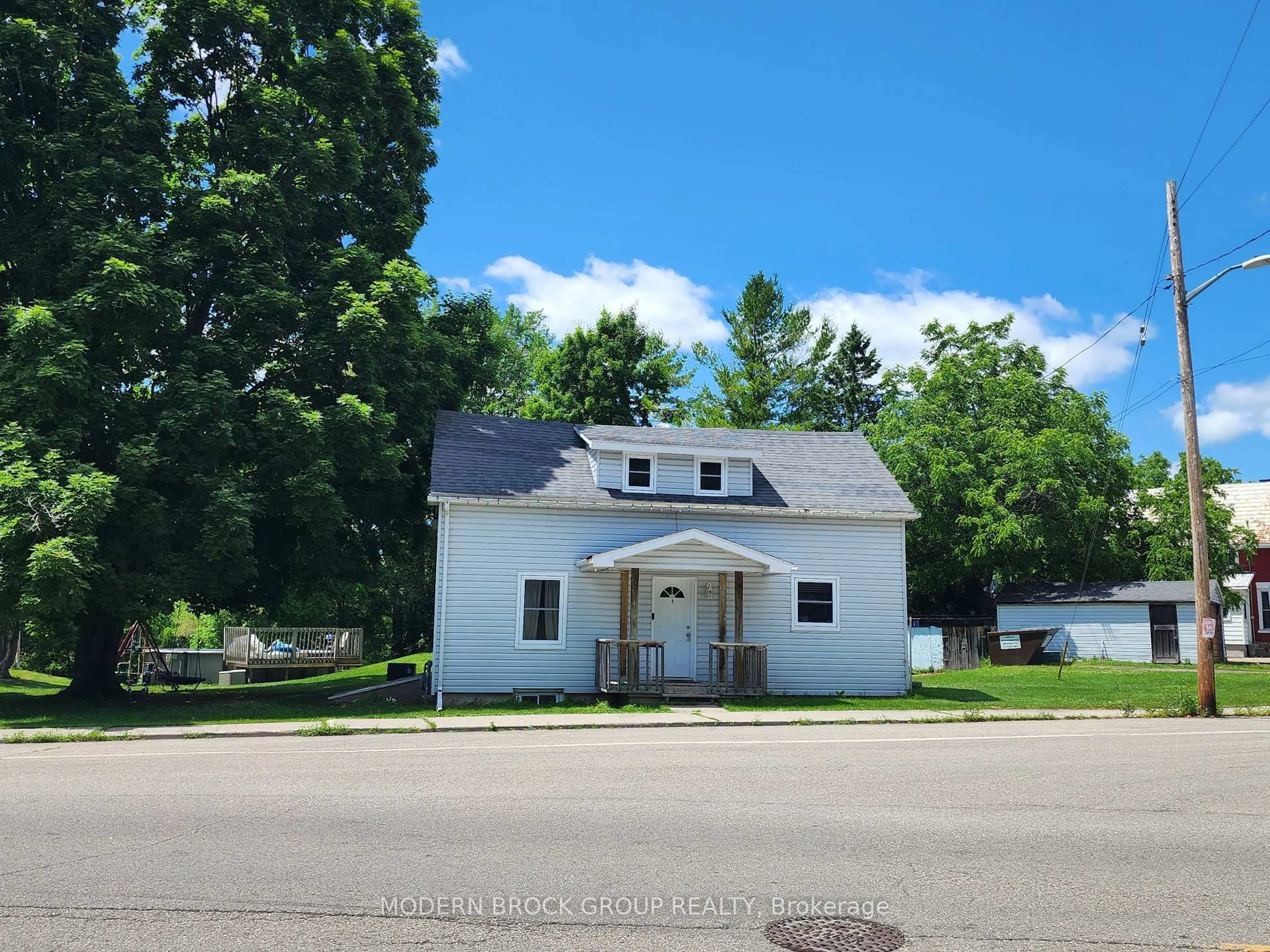 A pic from outside/outdoor area/front of a property/back of a property/a pic from drone, street for 4 Main St, Elizabethtown-Kitley Ontario K0E 1M0