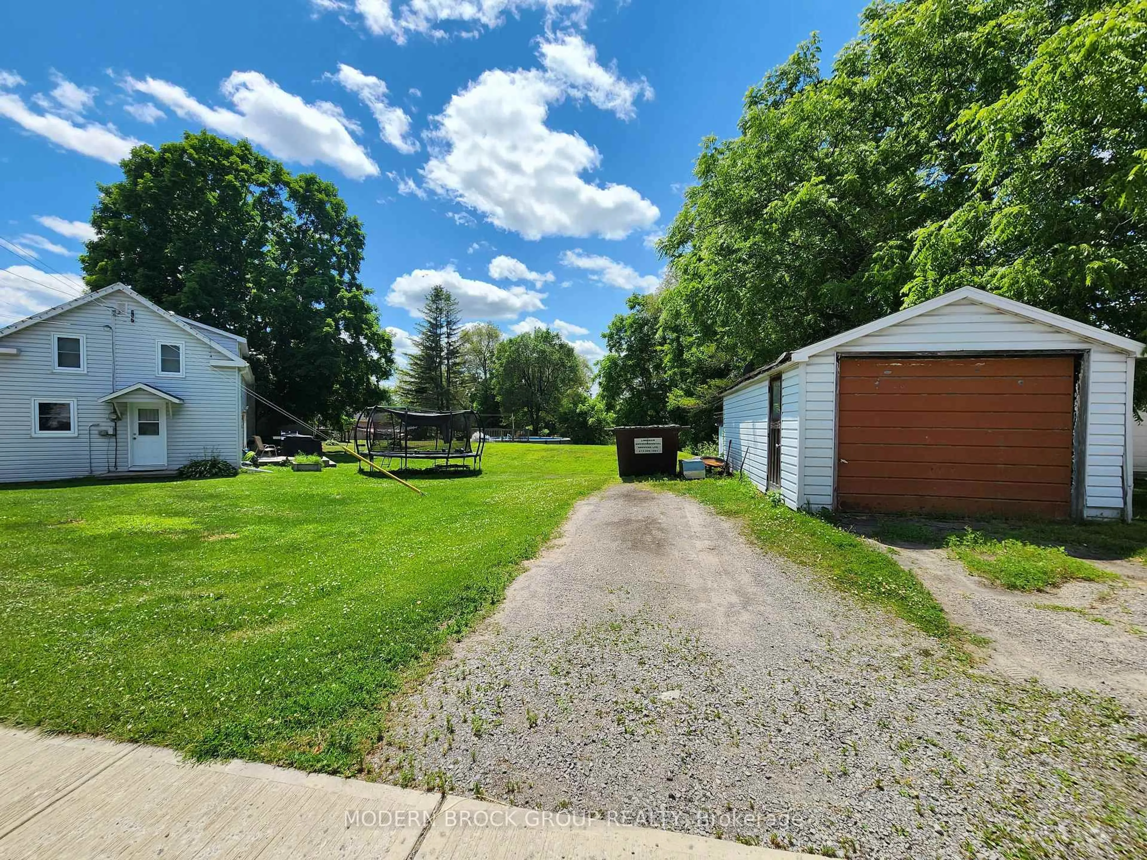 A pic from outside/outdoor area/front of a property/back of a property/a pic from drone, street for 4 Main St, Elizabethtown-Kitley Ontario K0E 1M0