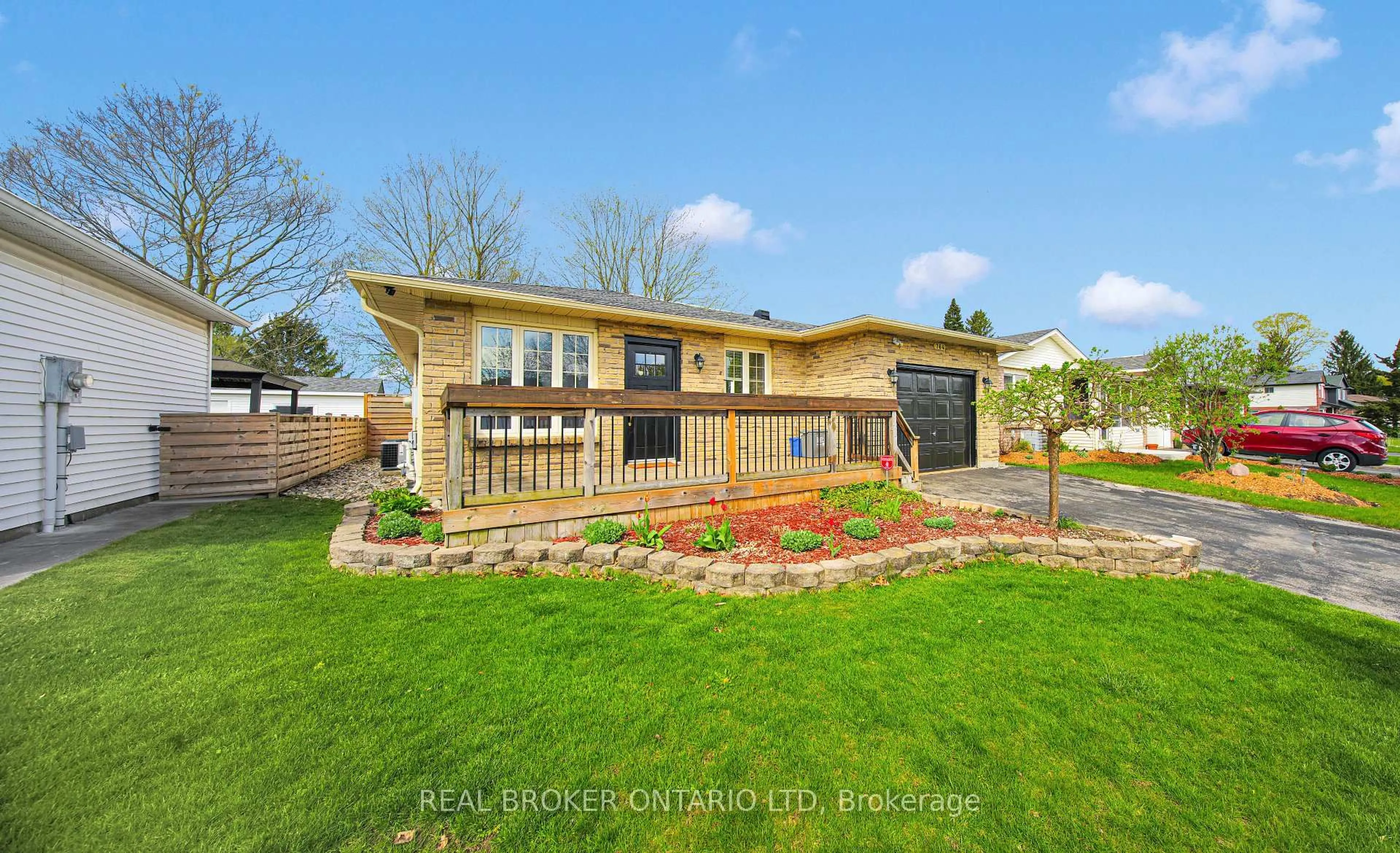 Home with brick exterior material, unknown for 764 Classic Dr, London East Ontario N5W 5V2