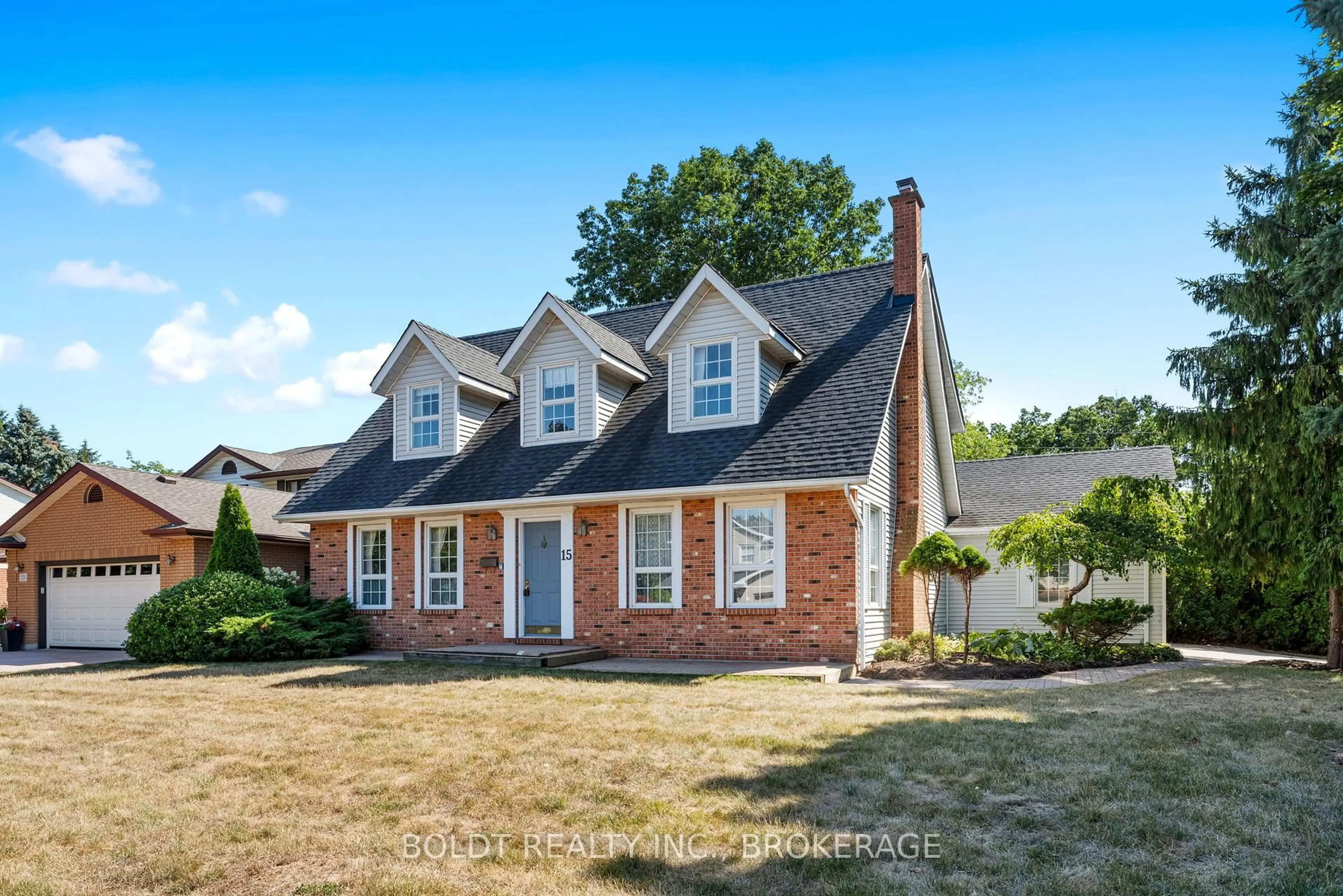 Home with brick exterior material, street for 15 Macintosh Cres, St. Catharines Ontario L2N 7M1