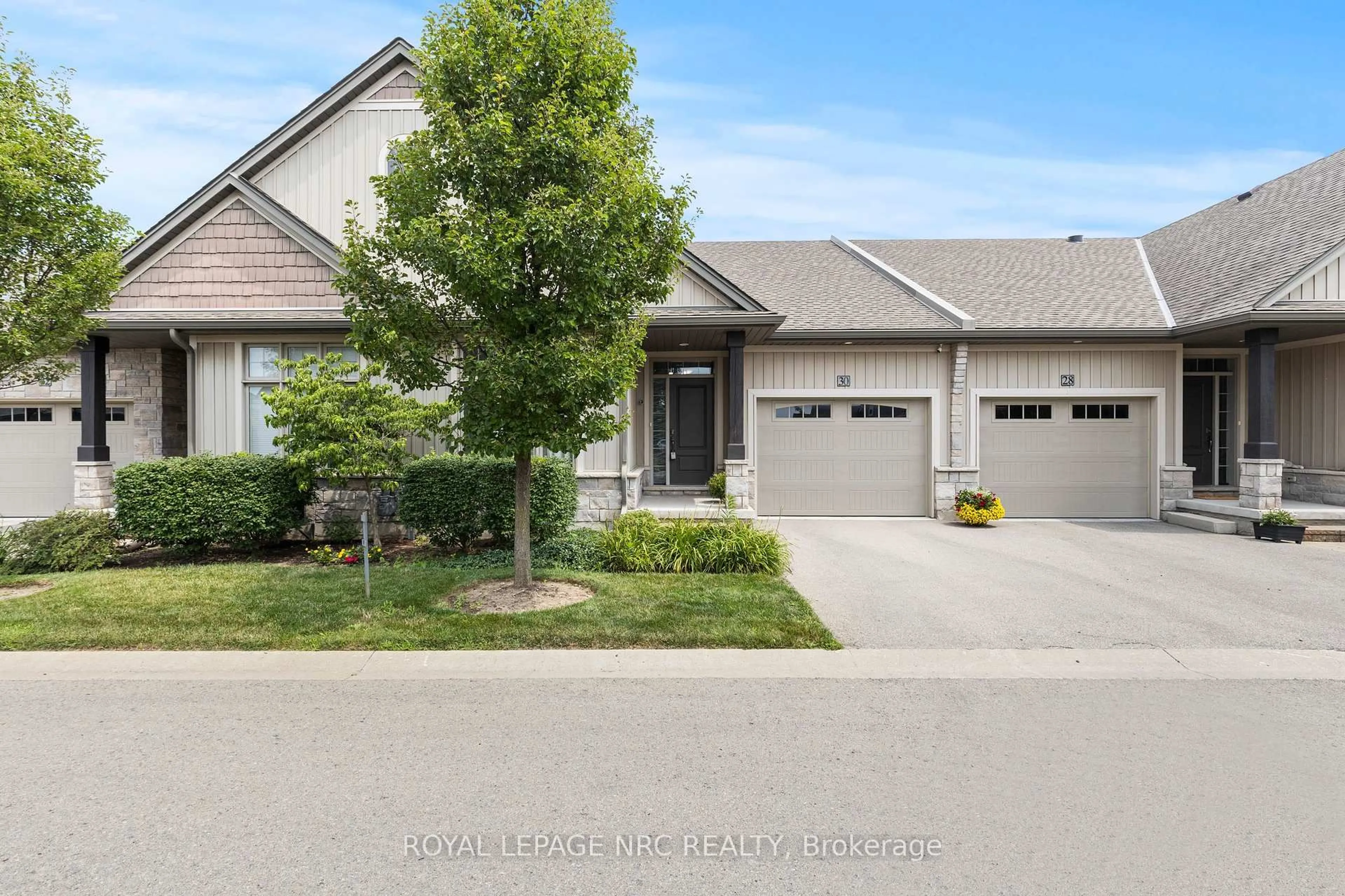 Unknown for 30 Blossom Common, St. Catharines Ontario L2M 0B3