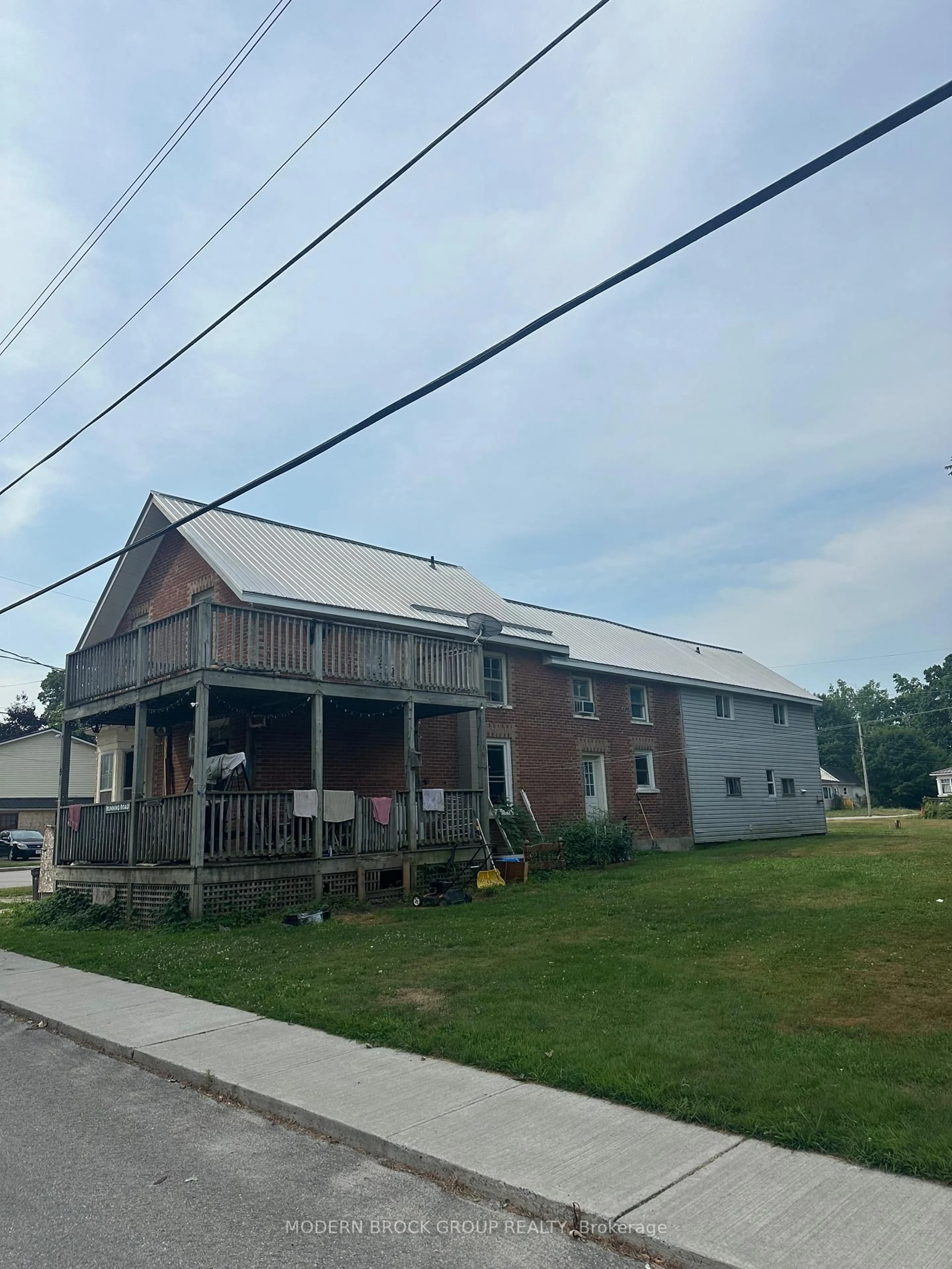 Unknown for 6 Victoria St, Athens Ontario K0E 1B0