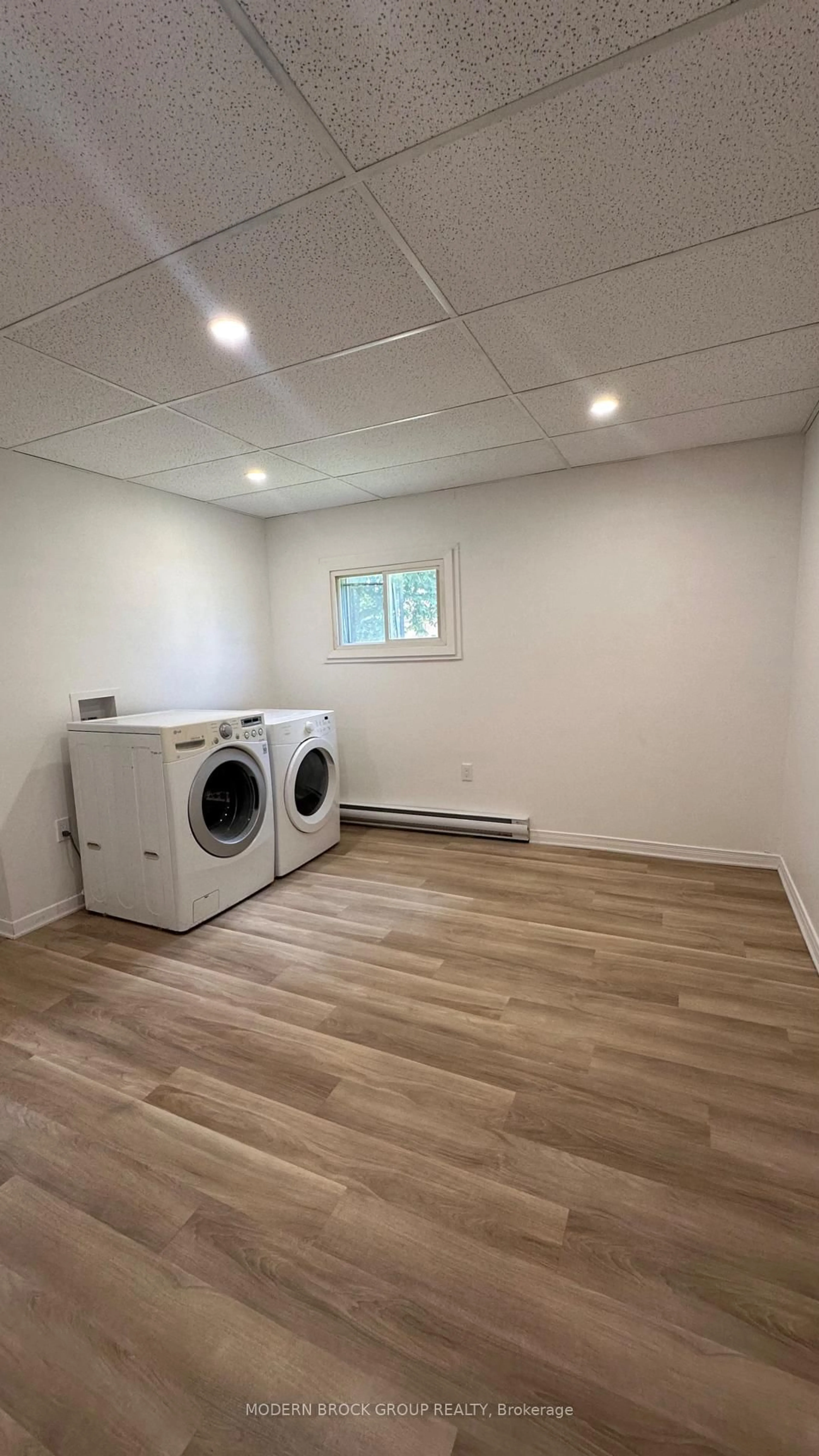 A pic of a room for 6 Victoria St, Athens Ontario K0E 1B0