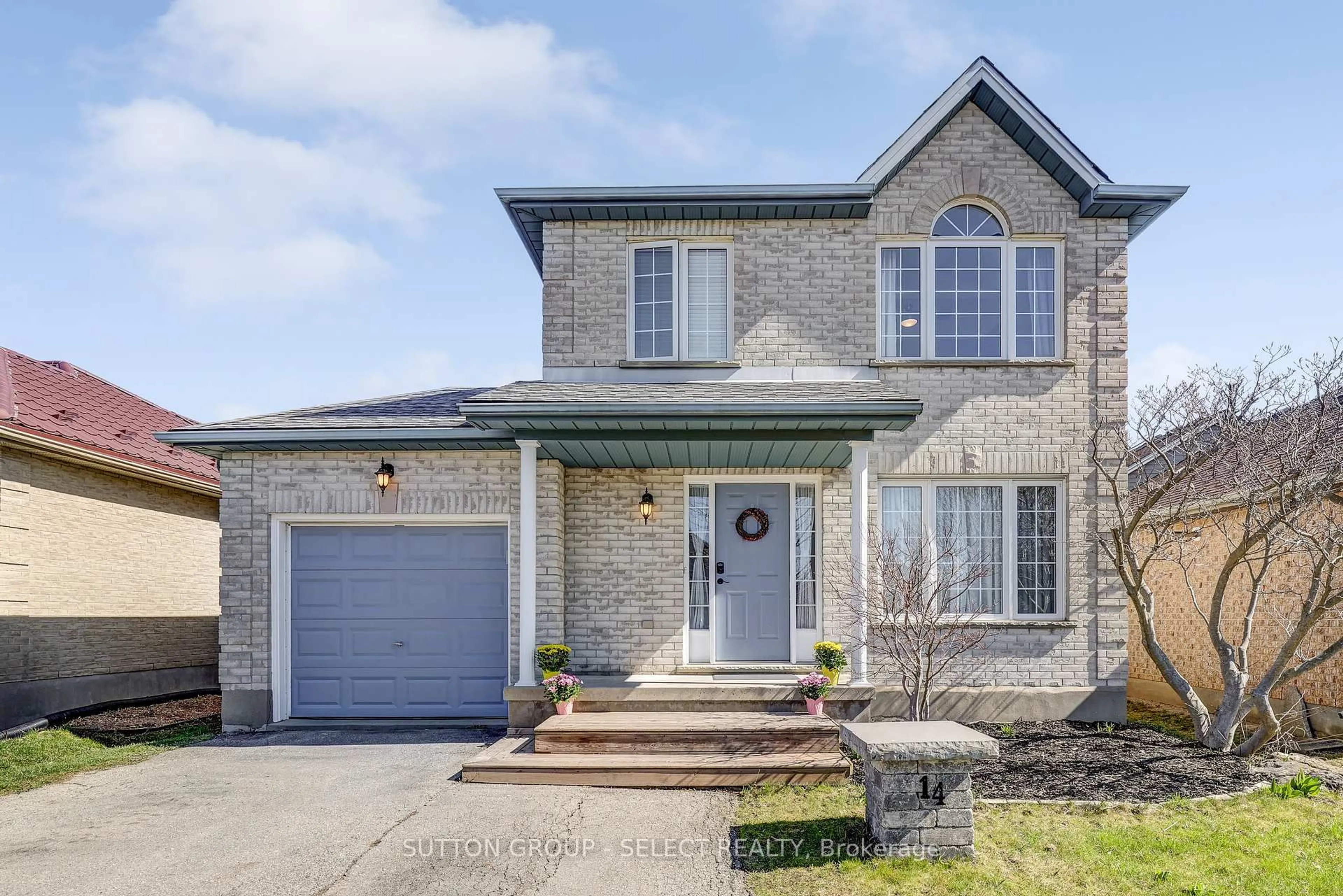 Home with brick exterior material, street for 14 Ponsford Pl, St. Thomas Ontario N5P 4J2