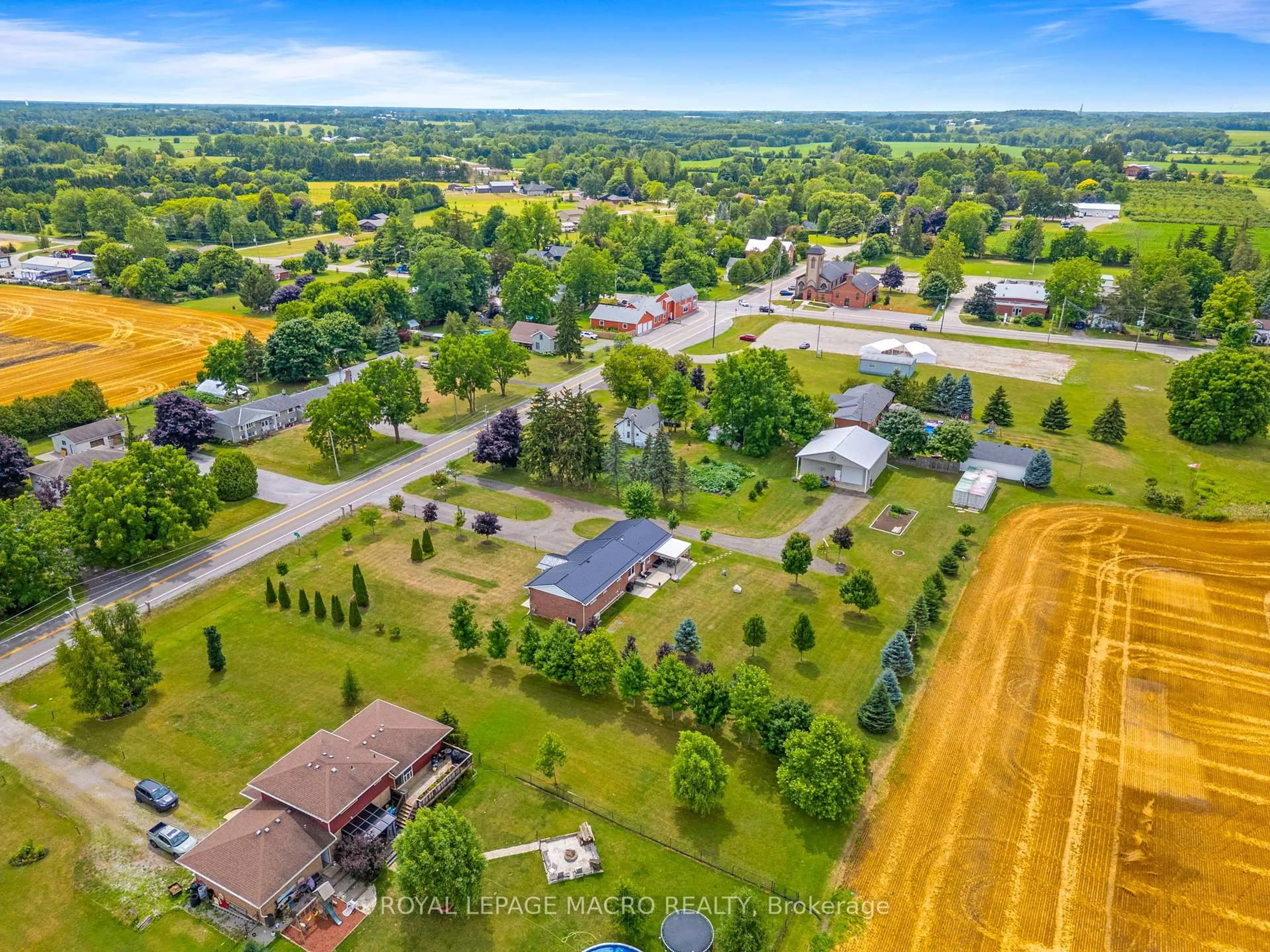 A pic from outside/outdoor area/front of a property/back of a property/a pic from drone, street for 991 Norfolk County Rd 19 E, Norfolk Ontario N0E 1Z0