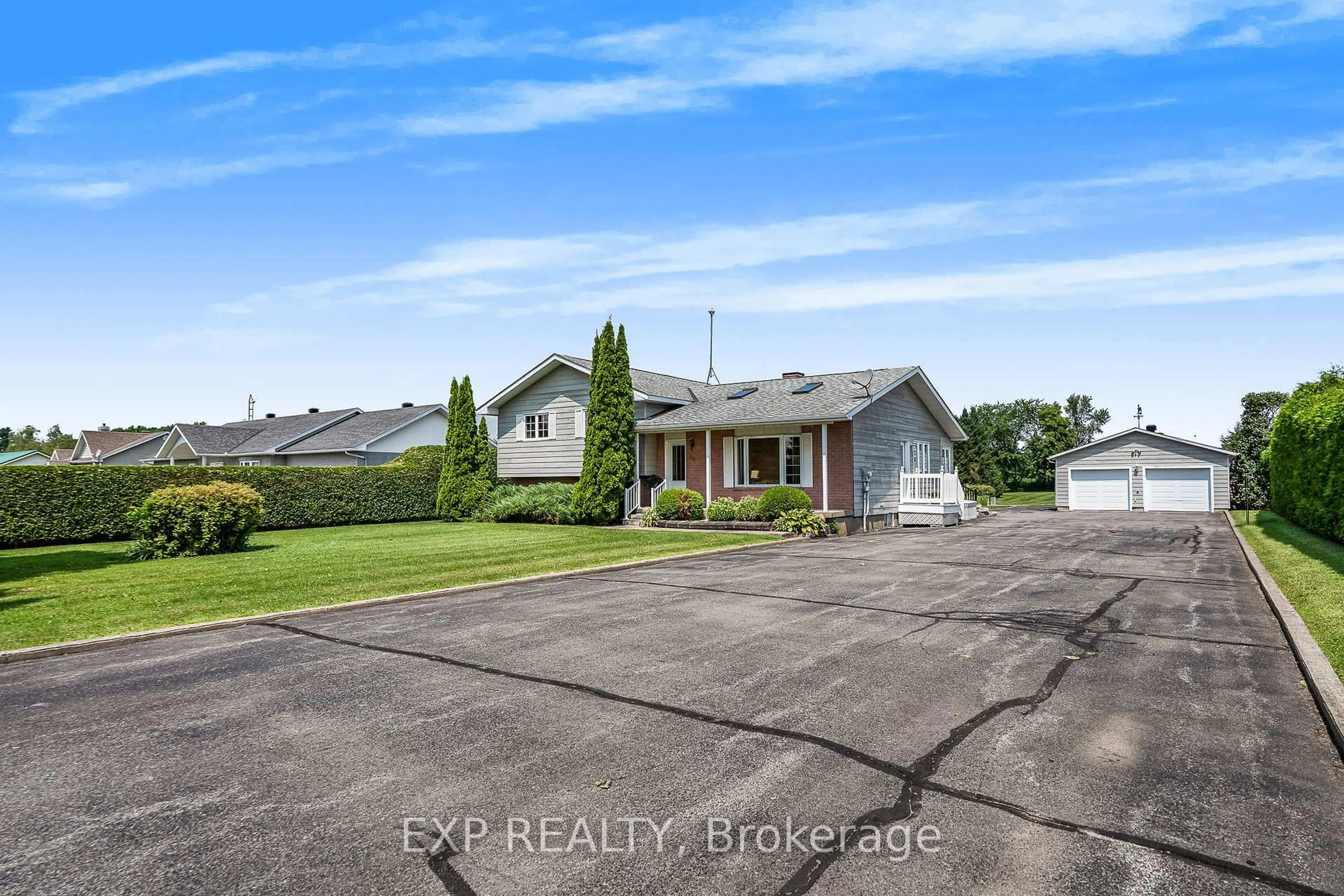 A pic from outside/outdoor area/front of a property/back of a property/a pic from drone, water/lake/river/ocean view for 733 Greenlane Rd, Champlain Ontario K6A 2R2