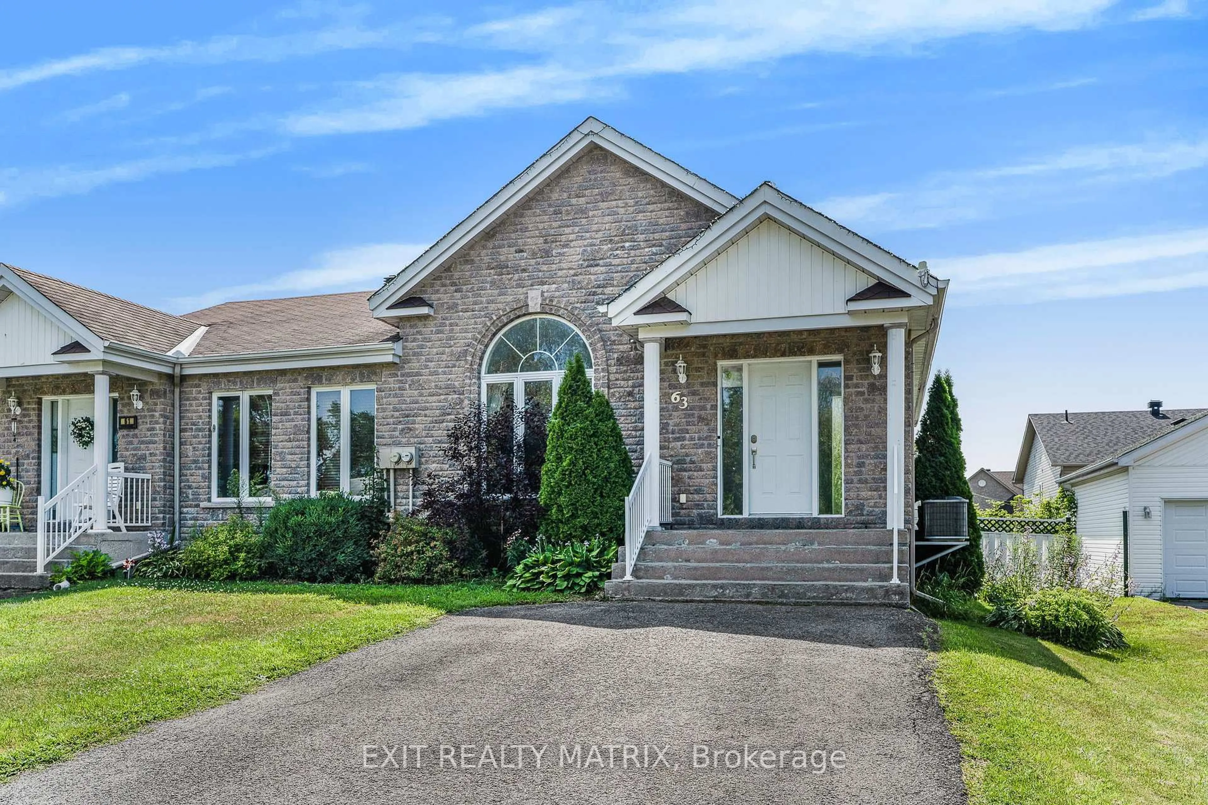 Home with brick exterior material, unknown for 63 Pitre St, Alfred and Plantagenet Ontario K0B 1A0