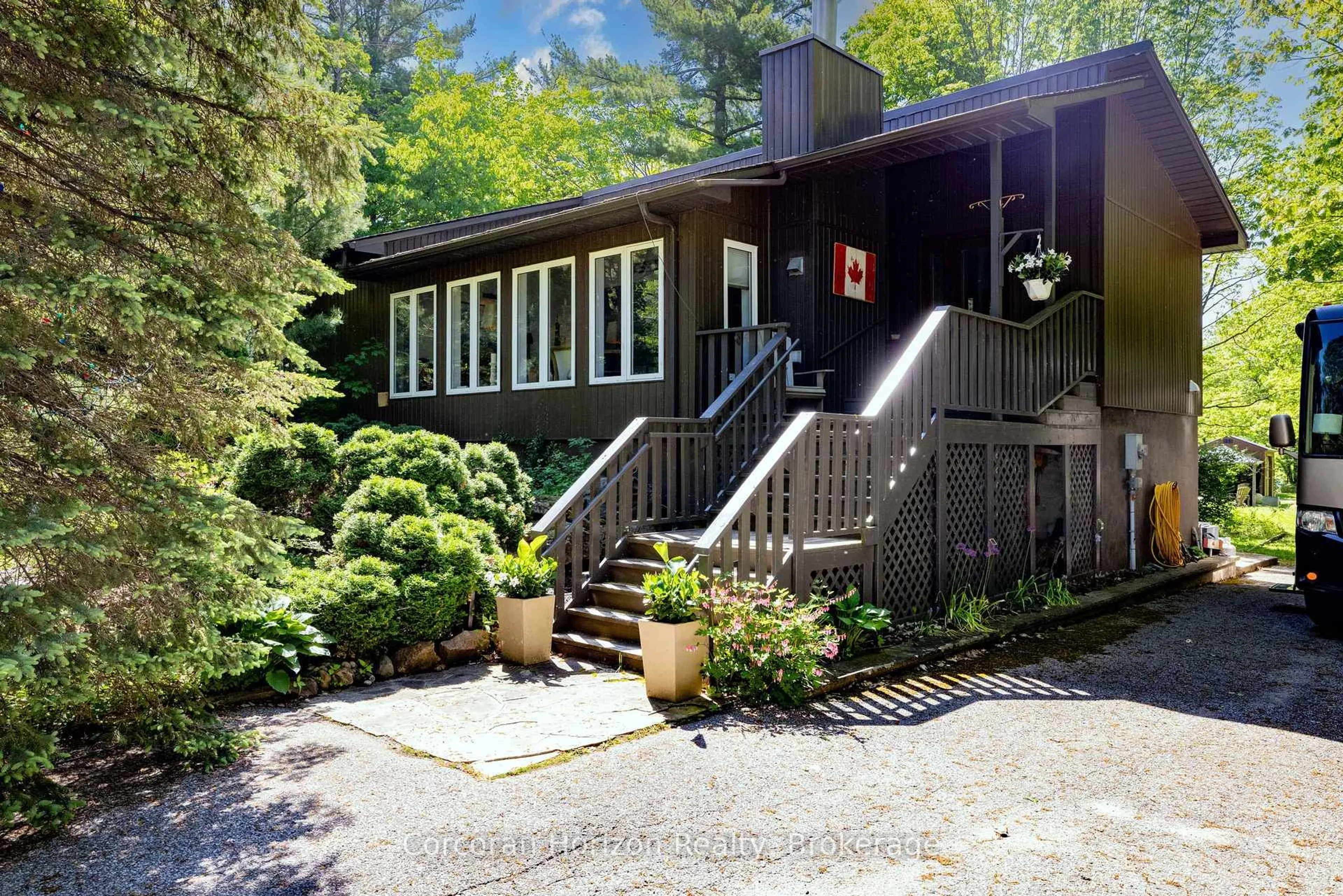 Unknown for 2517 HONEY HARBOUR Rd, Georgian Bay Ontario L0K 1S0