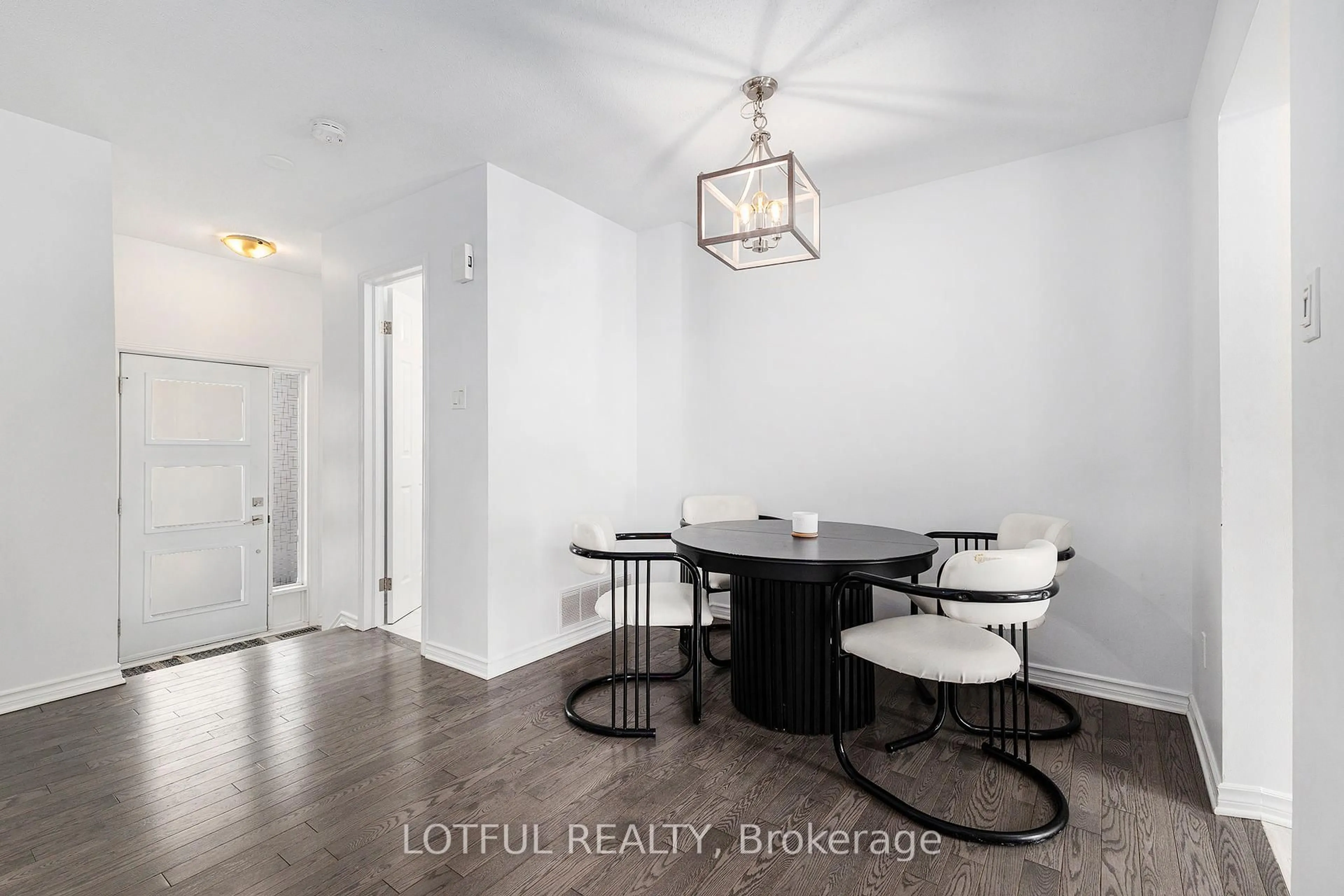 Dining room, unknown for 268 Stoneway Dr, Ottawa Ontario K2G 6B8