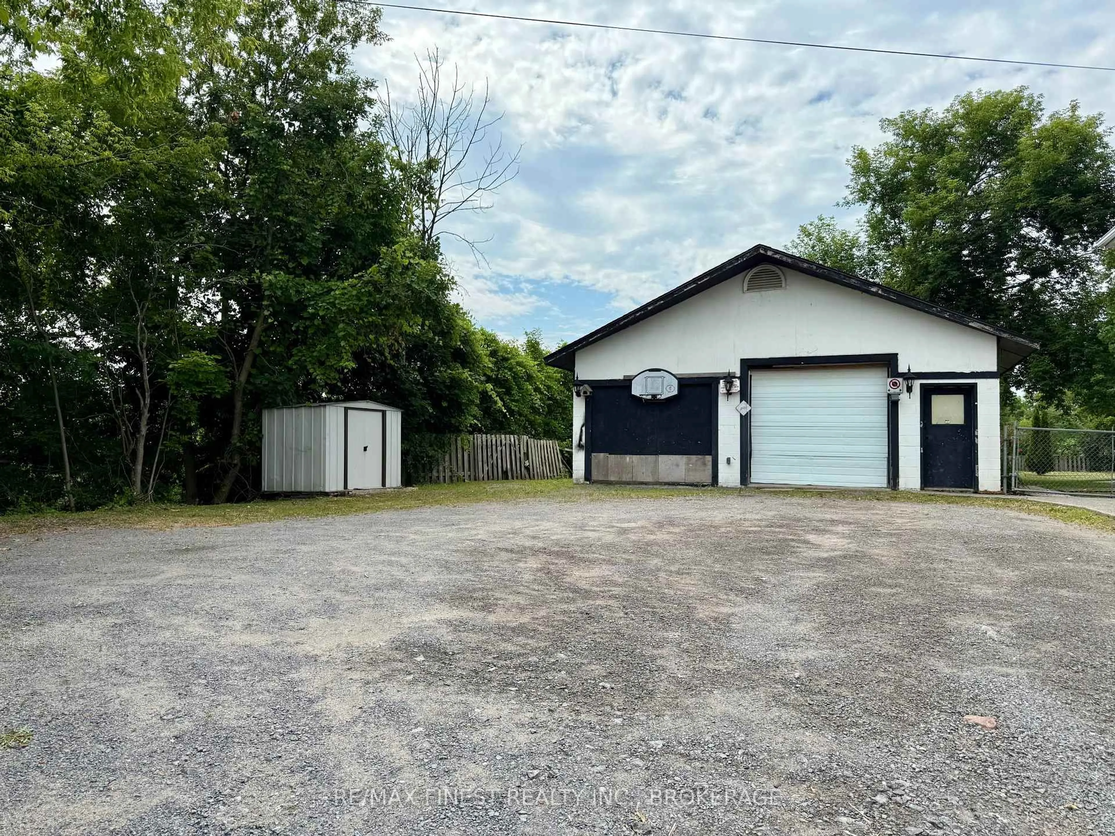Unknown for 6 Greer St, Kingston Ontario K7K 2V9