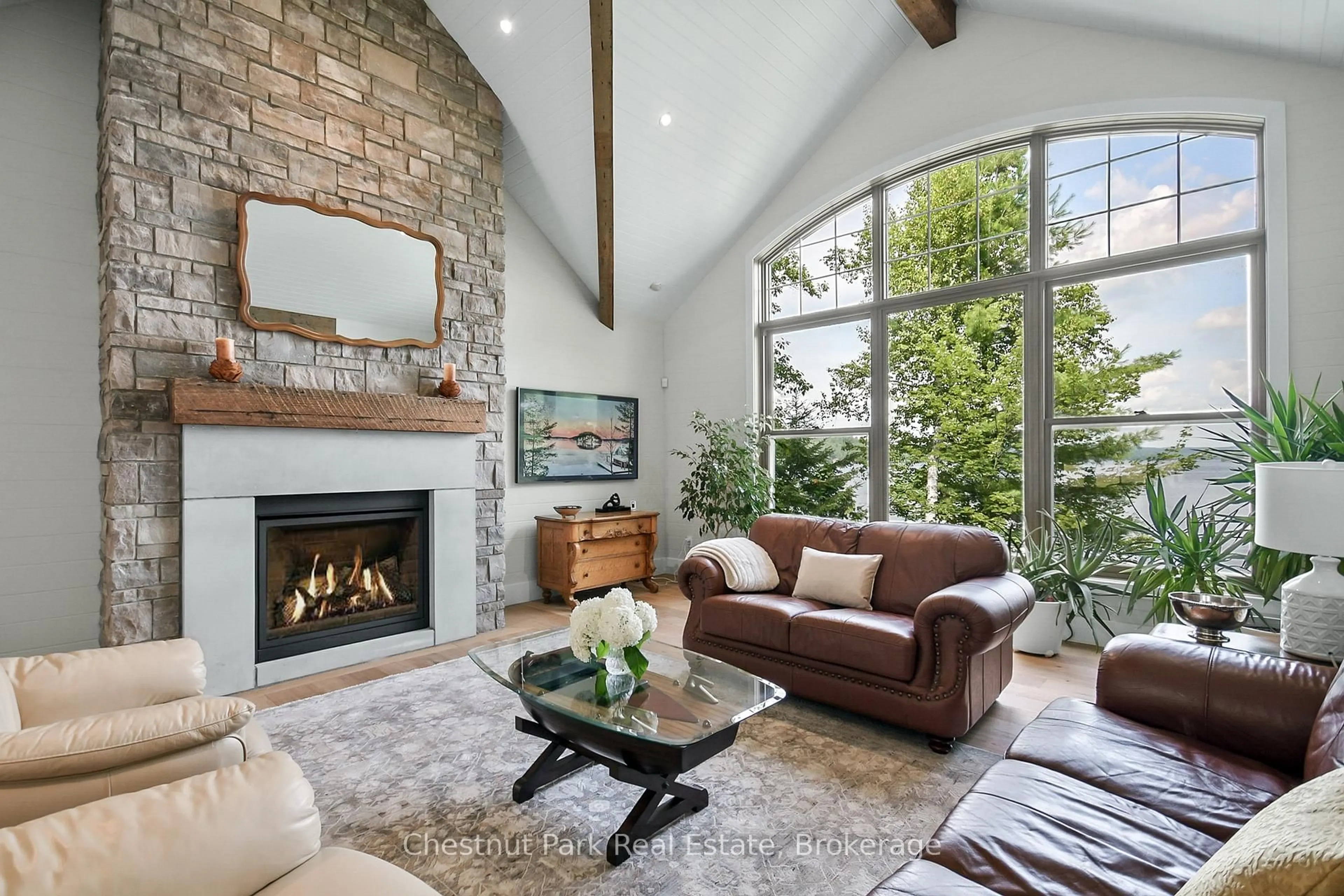 Living room with furniture, unknown for 624 Muskoka Road 10, Huntsville Ontario P0B 1L0