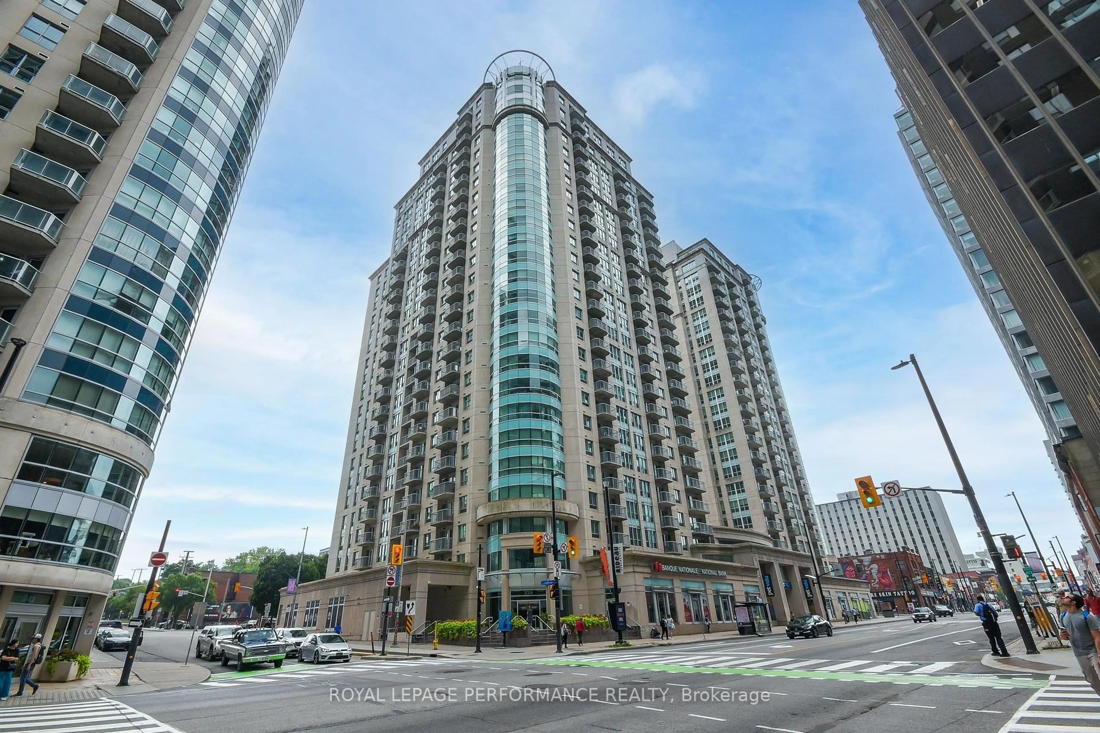 Unknown for 234 Rideau St #1107, Ottawa Ontario K1N 0A9