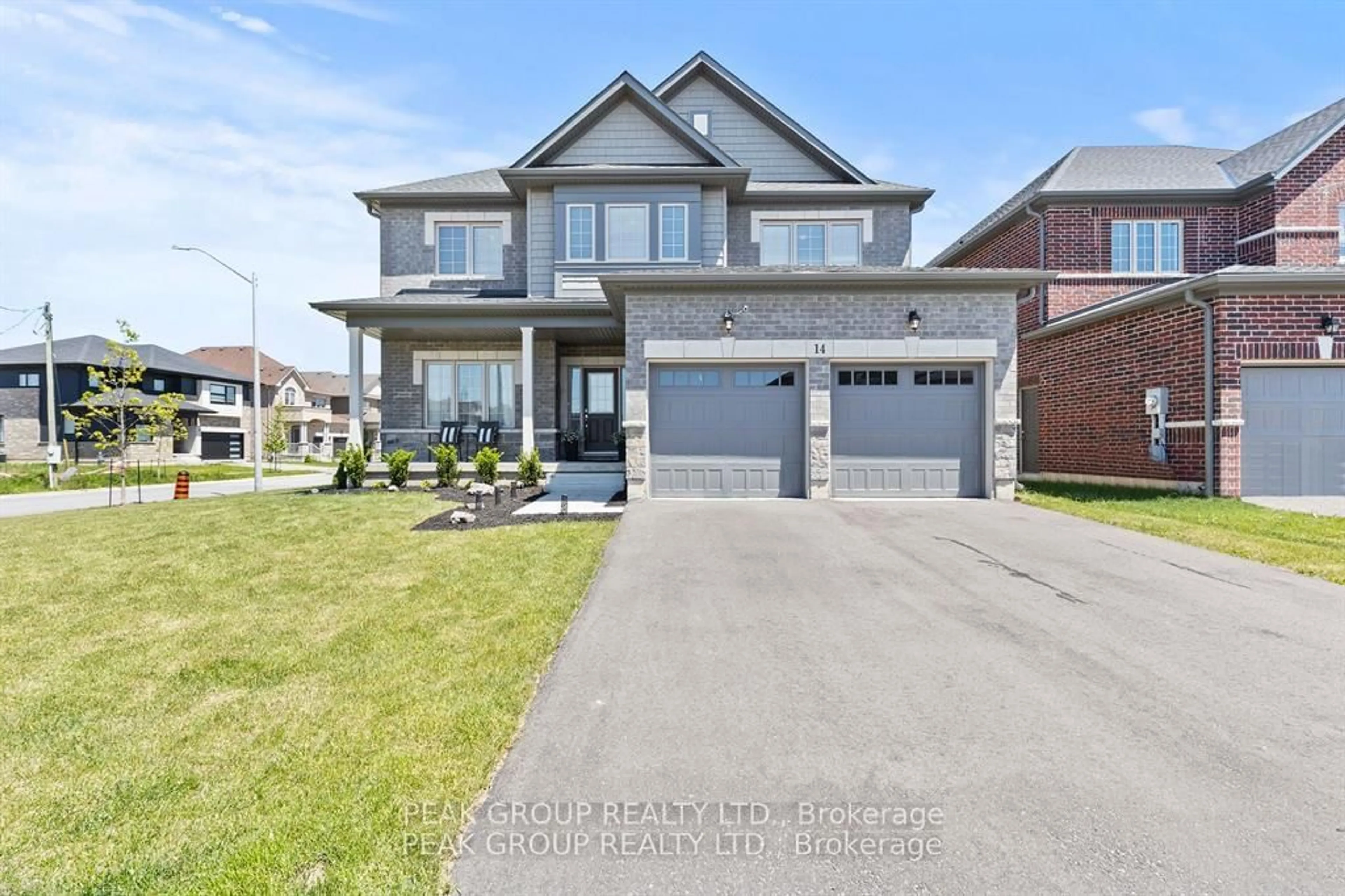 Home with brick exterior material, street for 14 Venture Way, Thorold Ontario L2V 0G9
