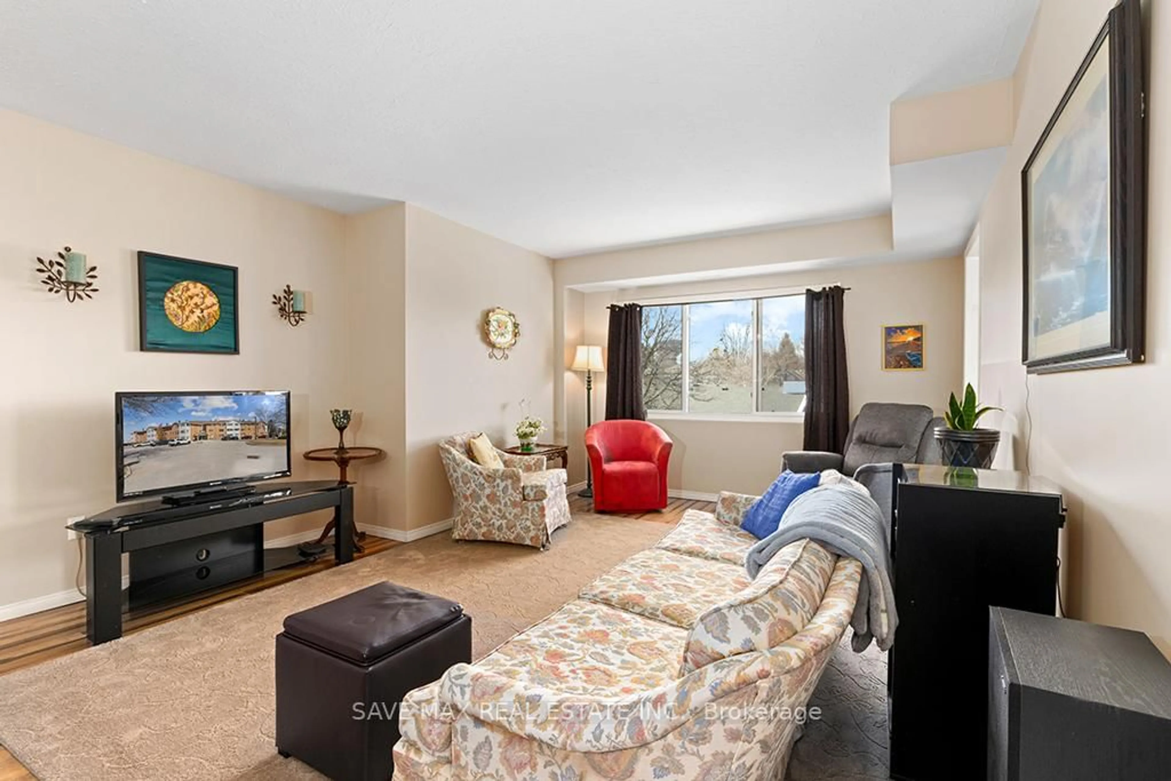 Living room with furniture, unknown for 250 Robert St #310, Shelburne Ontario L9V 3P9