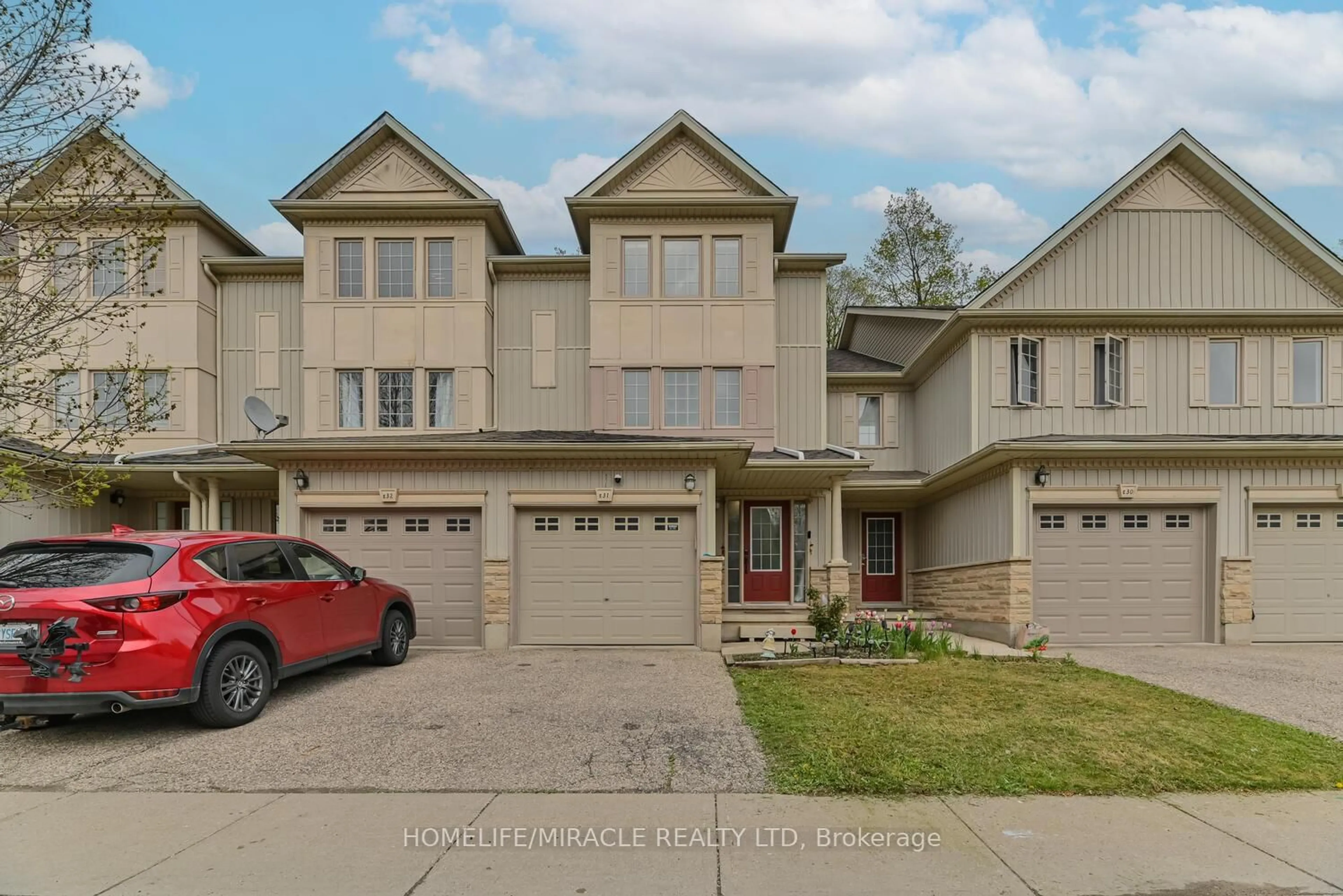 Unknown for 110 Activa Ave #E-31, Kitchener Ontario N2E 4K4