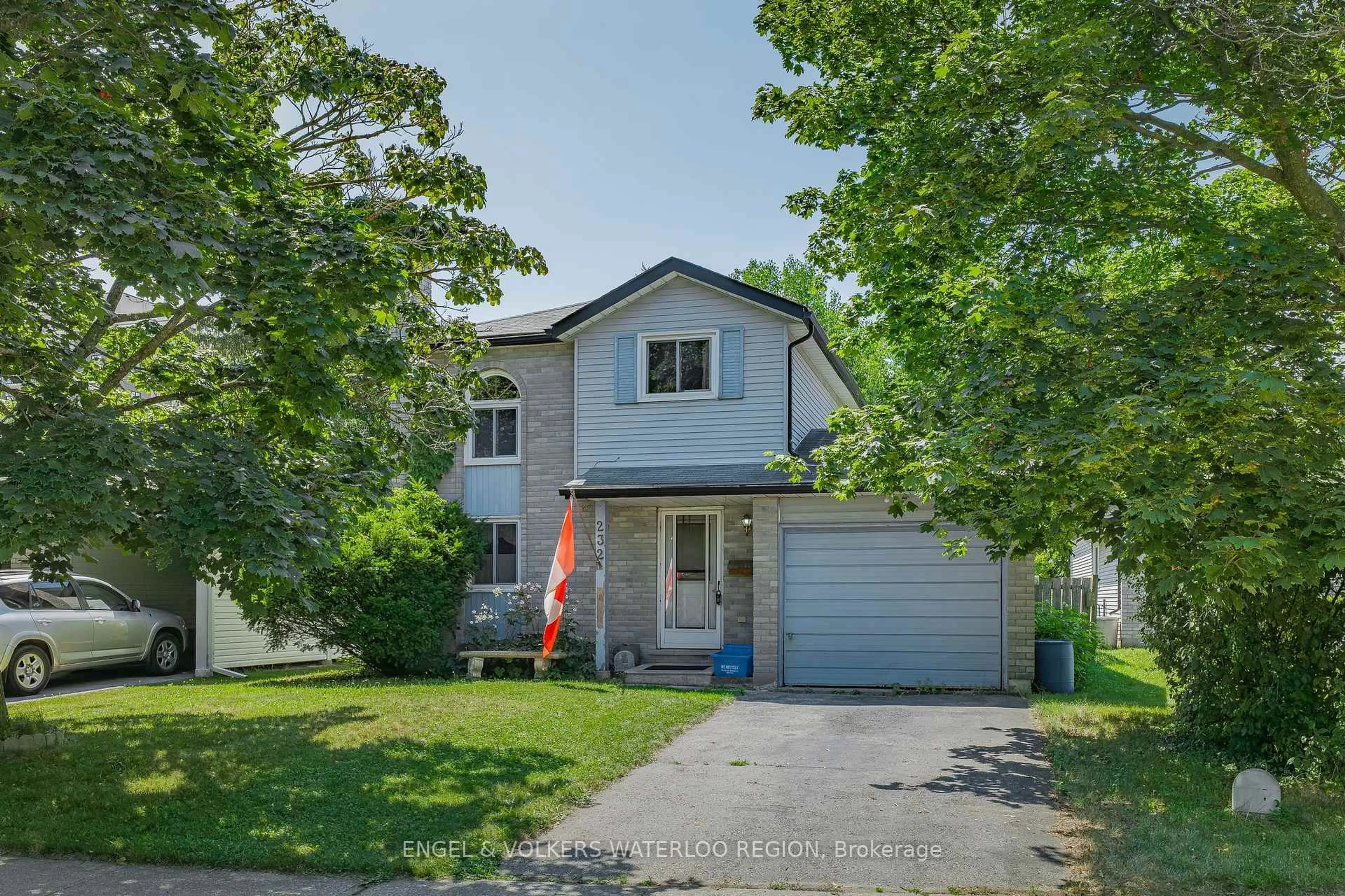 Home with vinyl exterior material, street for 232 Sekura St, Cambridge Ontario N1R 3R3