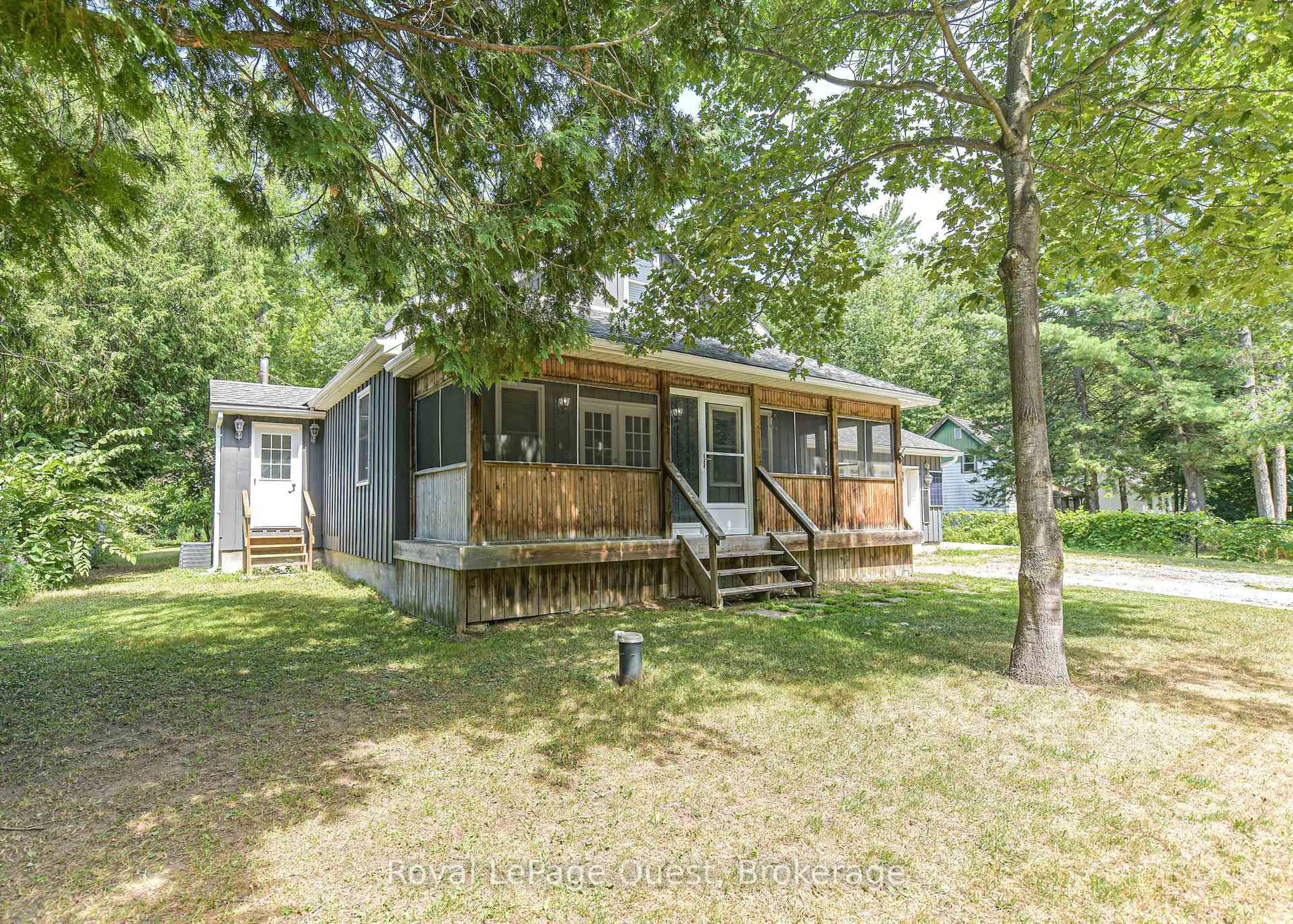 Unknown for 1046 Southwood Rd, Gravenhurst Ontario P0E 1N0