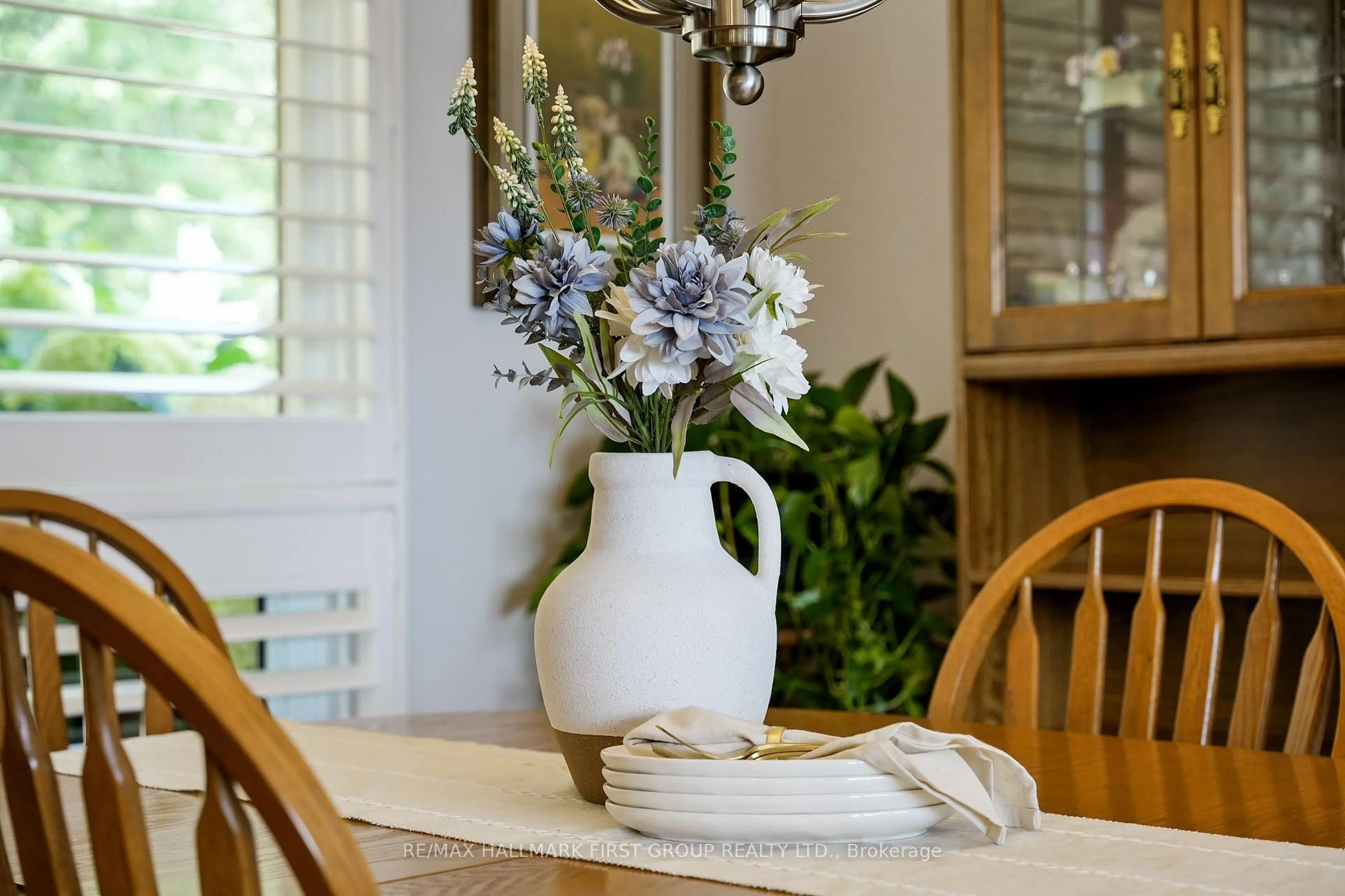 Dining room, unknown for 8266 Albert Crt, Hamilton Township Ontario K9A 4J7