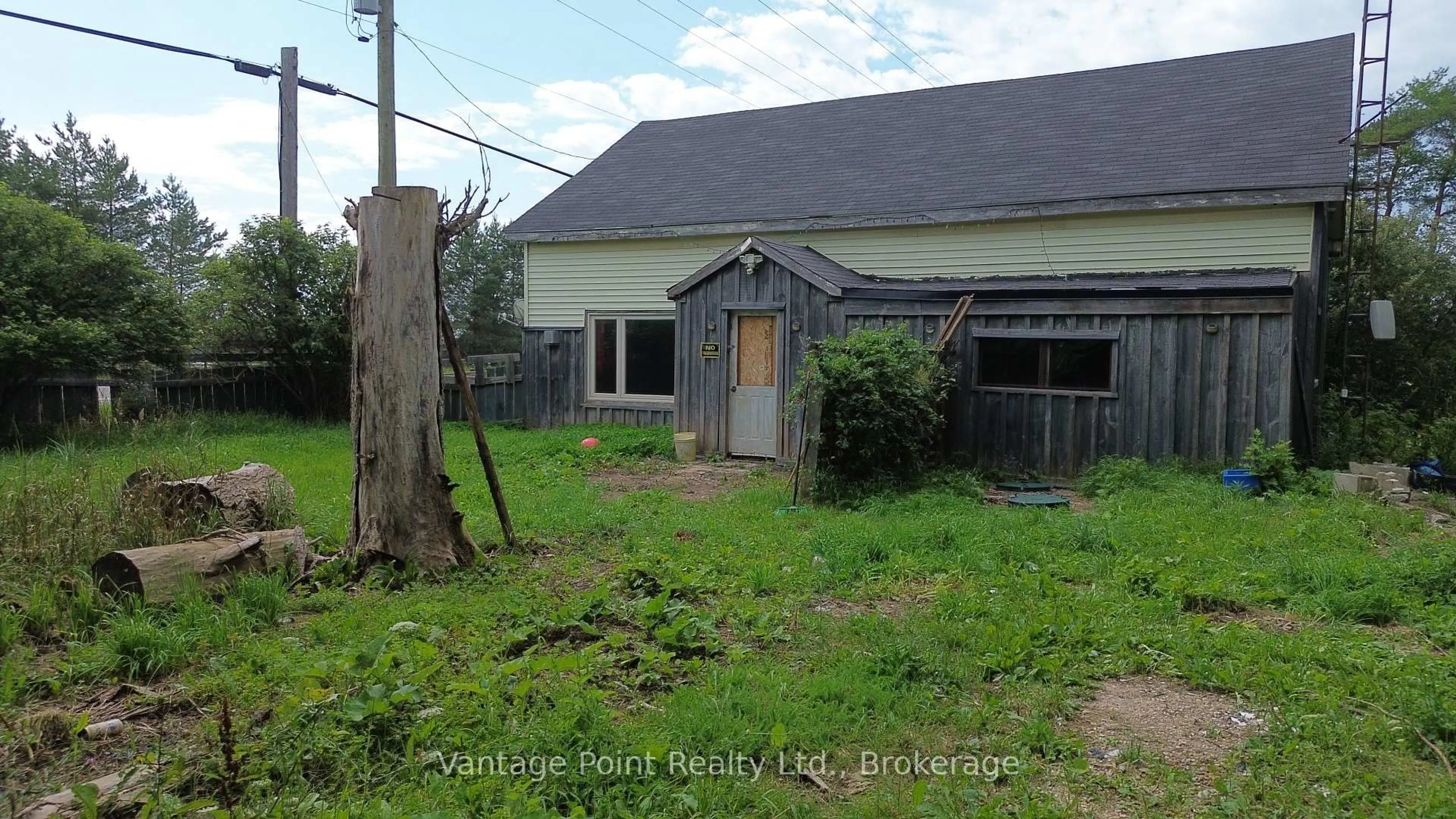 Shed for 560335 70 Sdrd, Chatsworth Ontario N0C 1H0