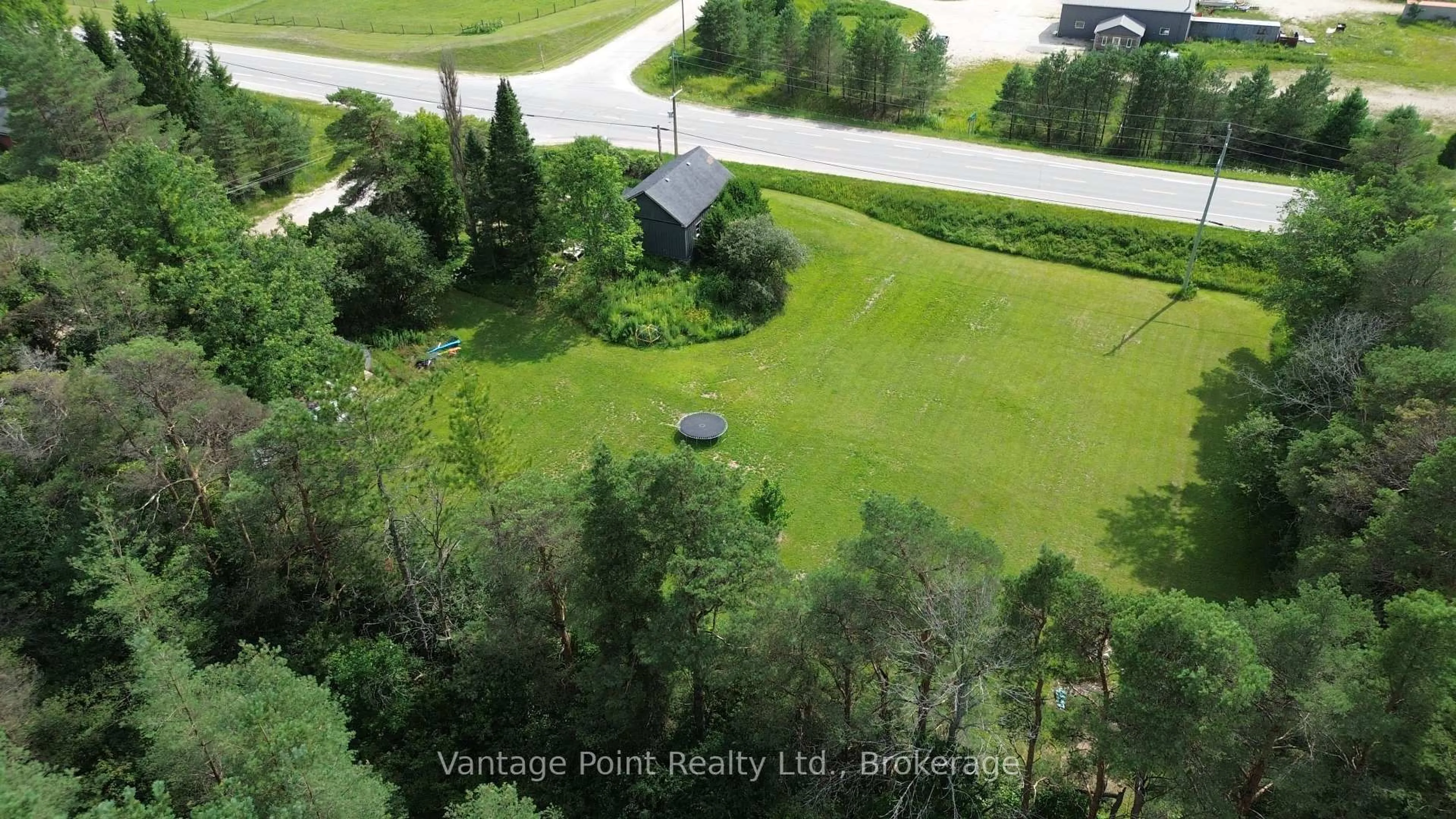 A pic from outside/outdoor area/front of a property/back of a property/a pic from drone, water/lake/river/ocean view for 560335 70 Sdrd, Chatsworth Ontario N0C 1H0