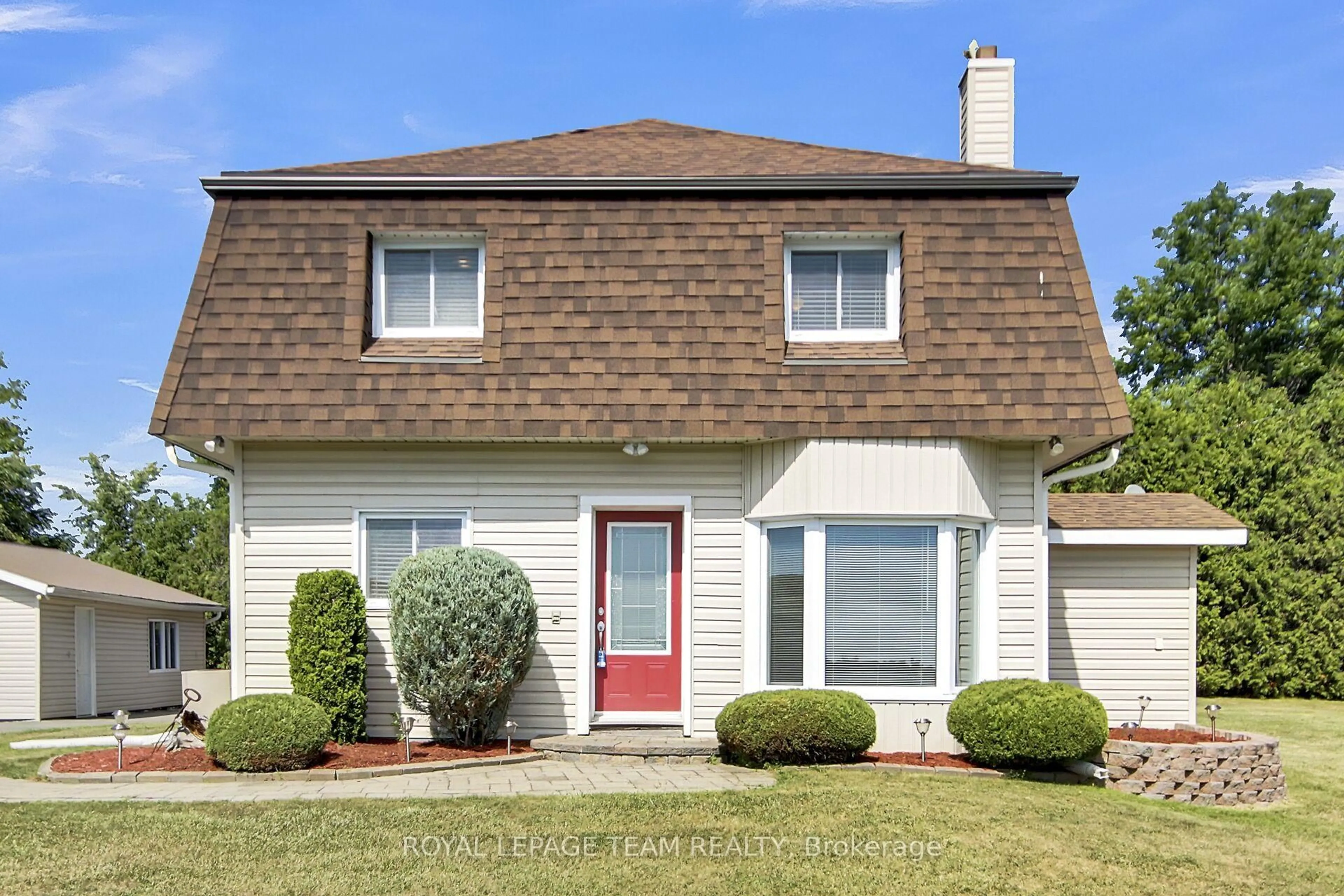 Home with vinyl exterior material, street for 5745 Fourth Line Rd, North Gower Ontario K0A 2T0