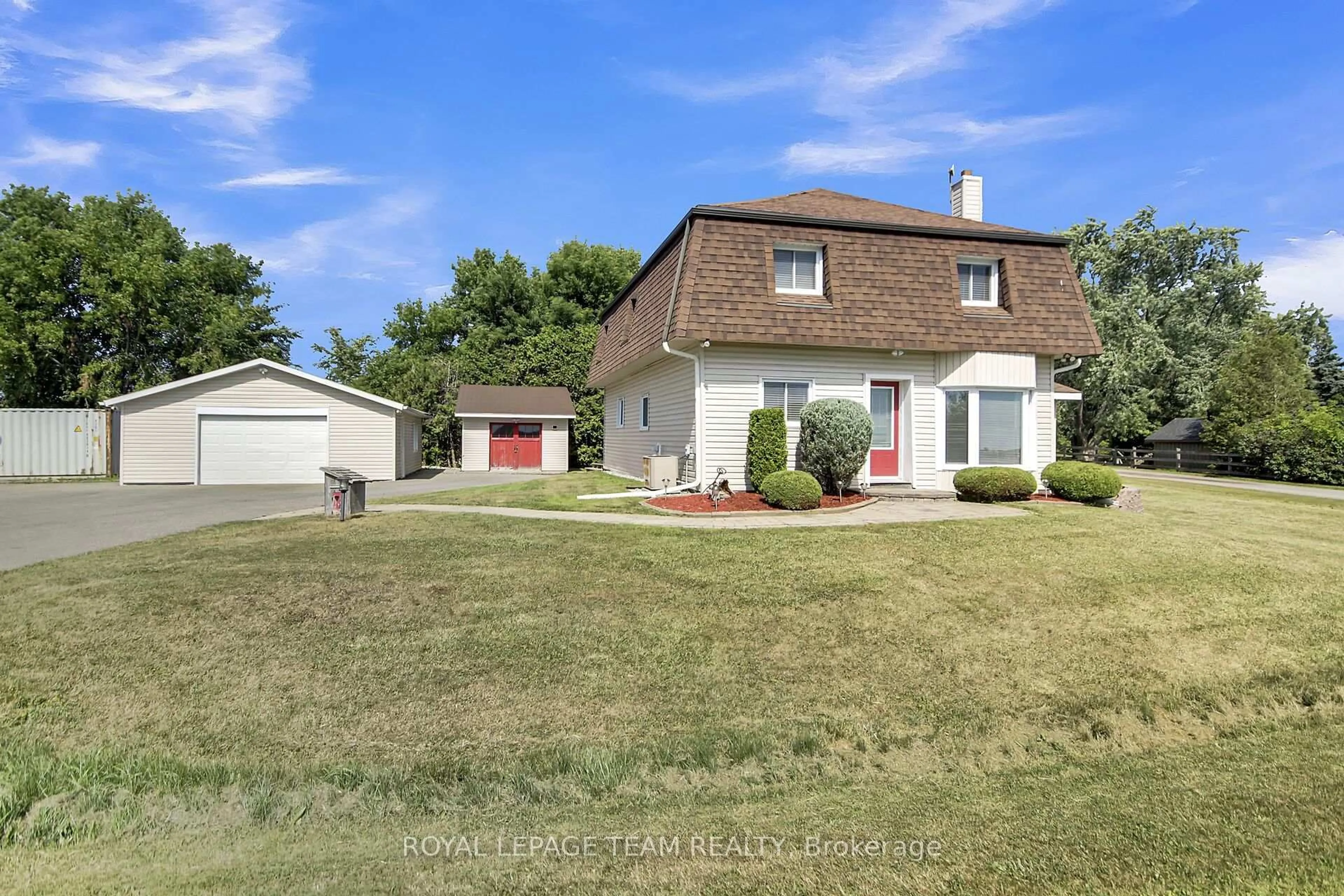 A pic from outside/outdoor area/front of a property/back of a property/a pic from drone, street for 5745 Fourth Line Rd, North Gower Ontario K0A 2T0