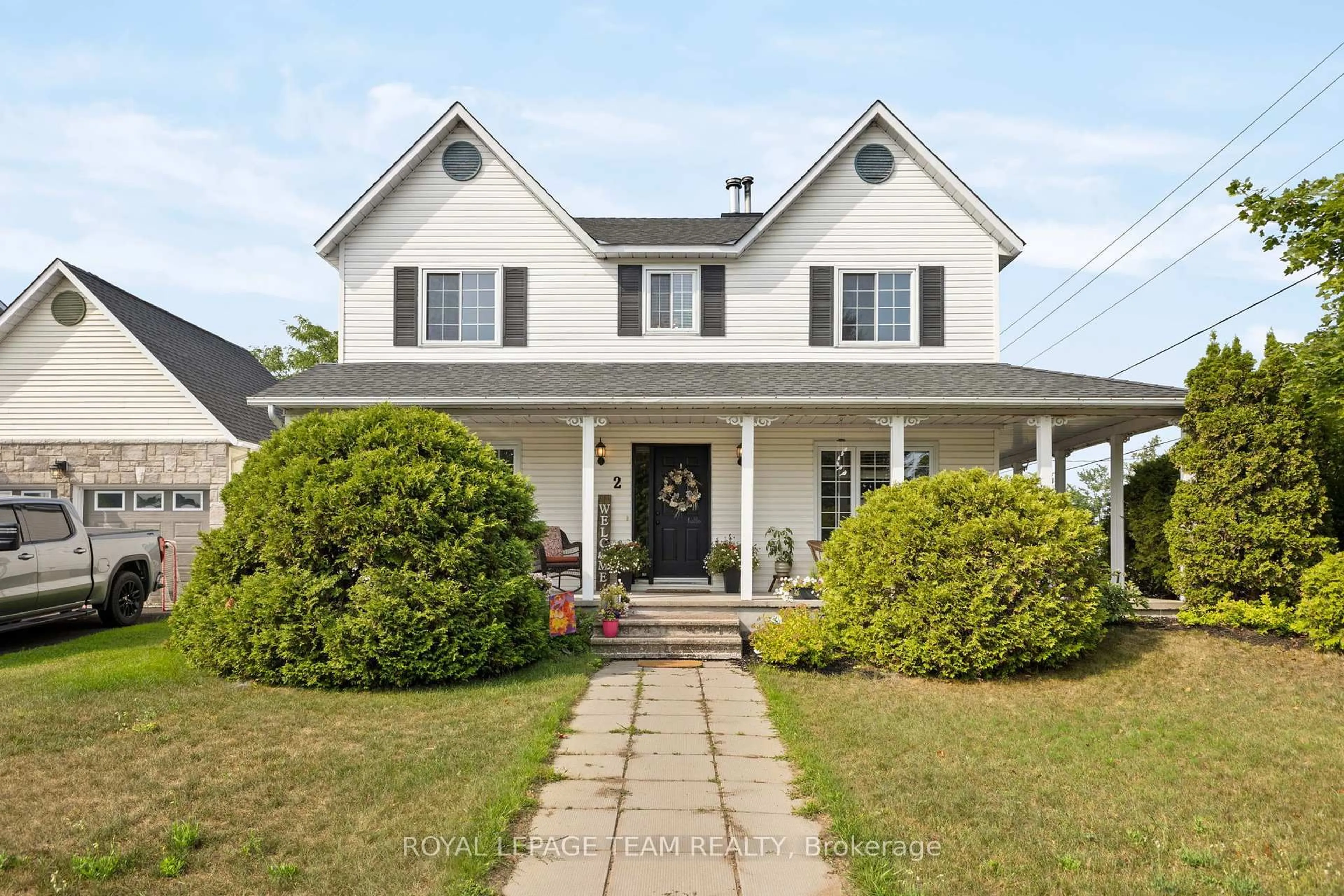 Home with vinyl exterior material, street for 2 Etta St, Stittsville Ontario K2S 1X5