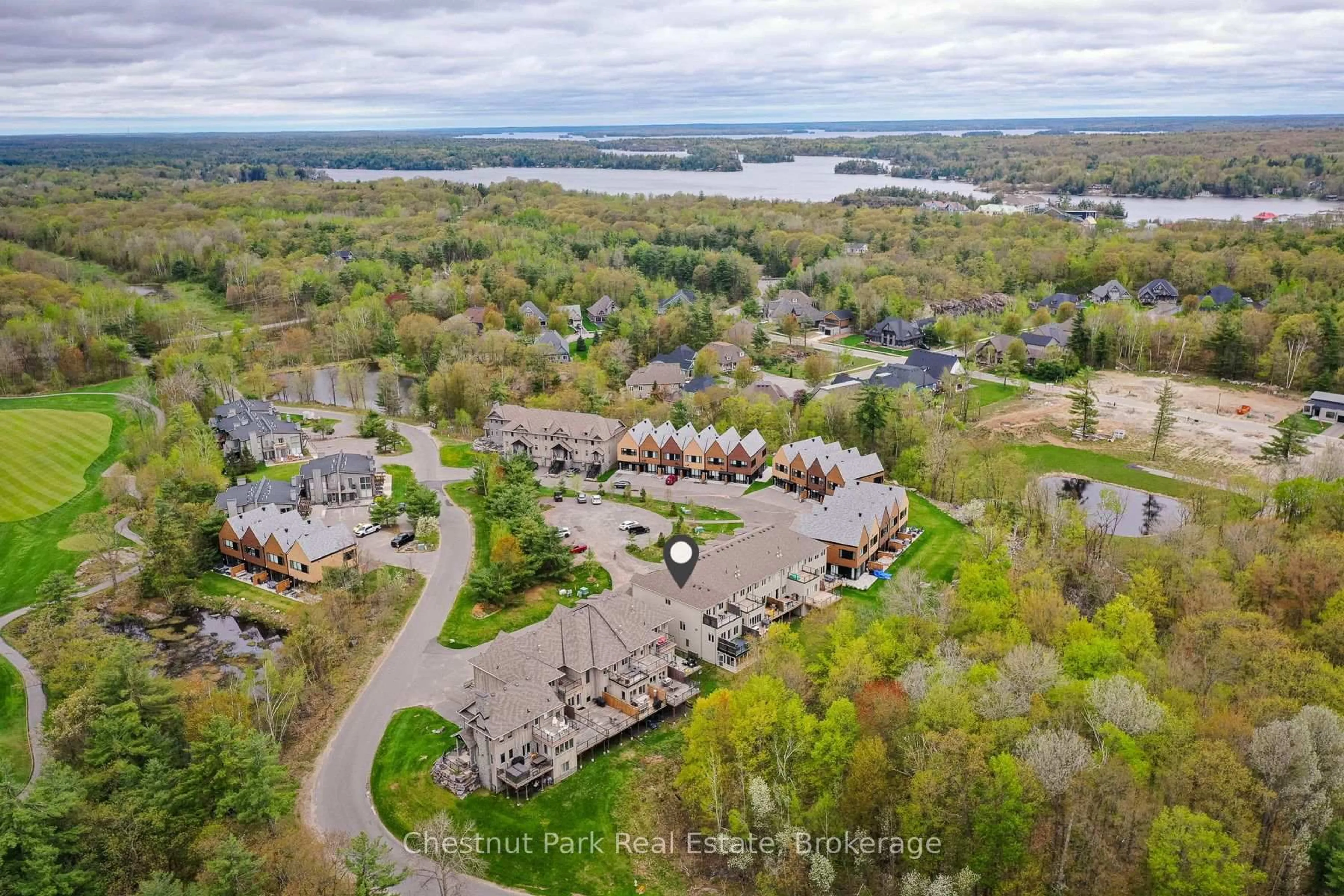 A pic from outside/outdoor area/front of a property/back of a property/a pic from drone, water/lake/river/ocean view for 55 ROCKMOUNT Cres, Gravenhurst Ontario P1P 0A6