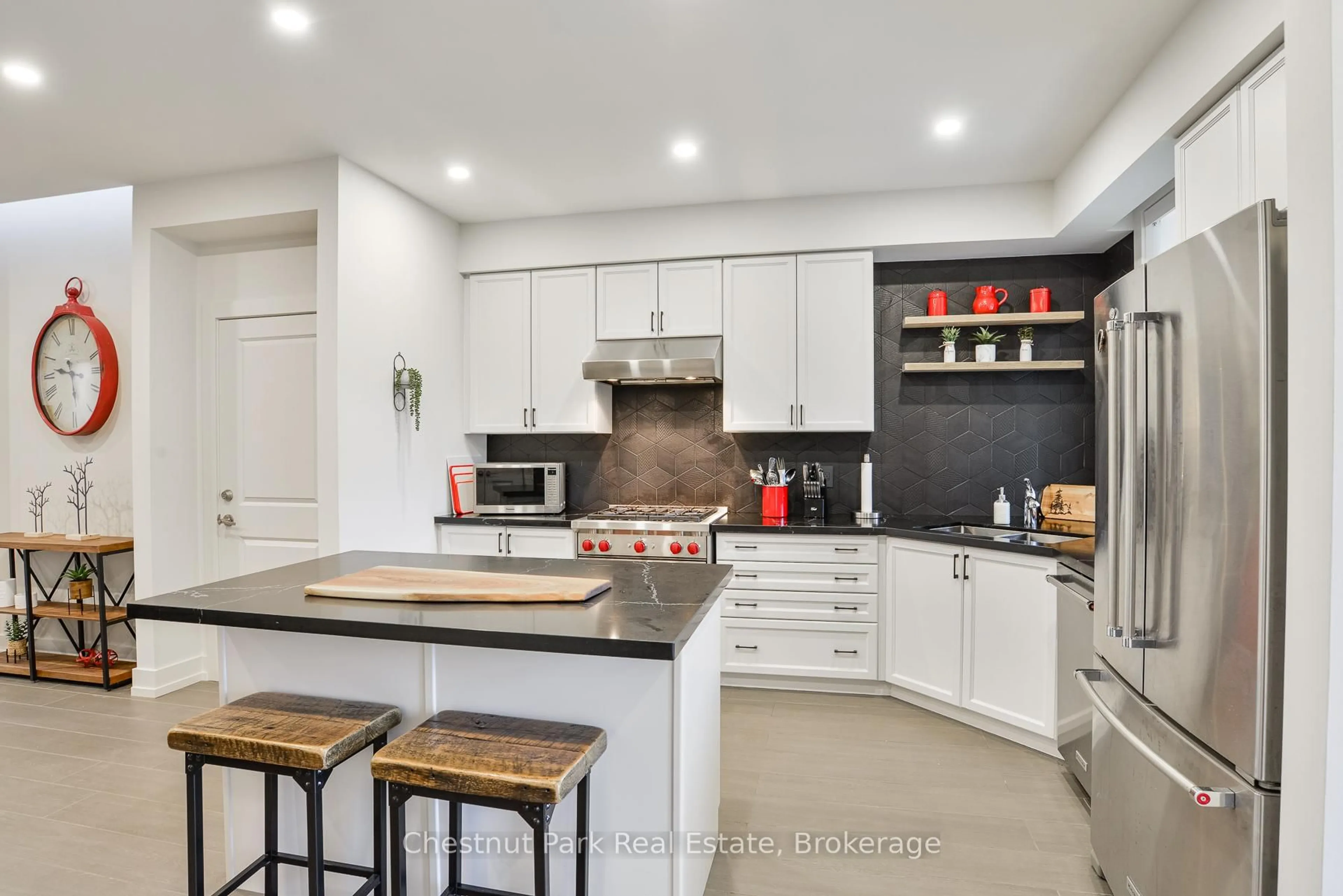 Unknown for 55 ROCKMOUNT Cres, Gravenhurst Ontario P1P 0A6