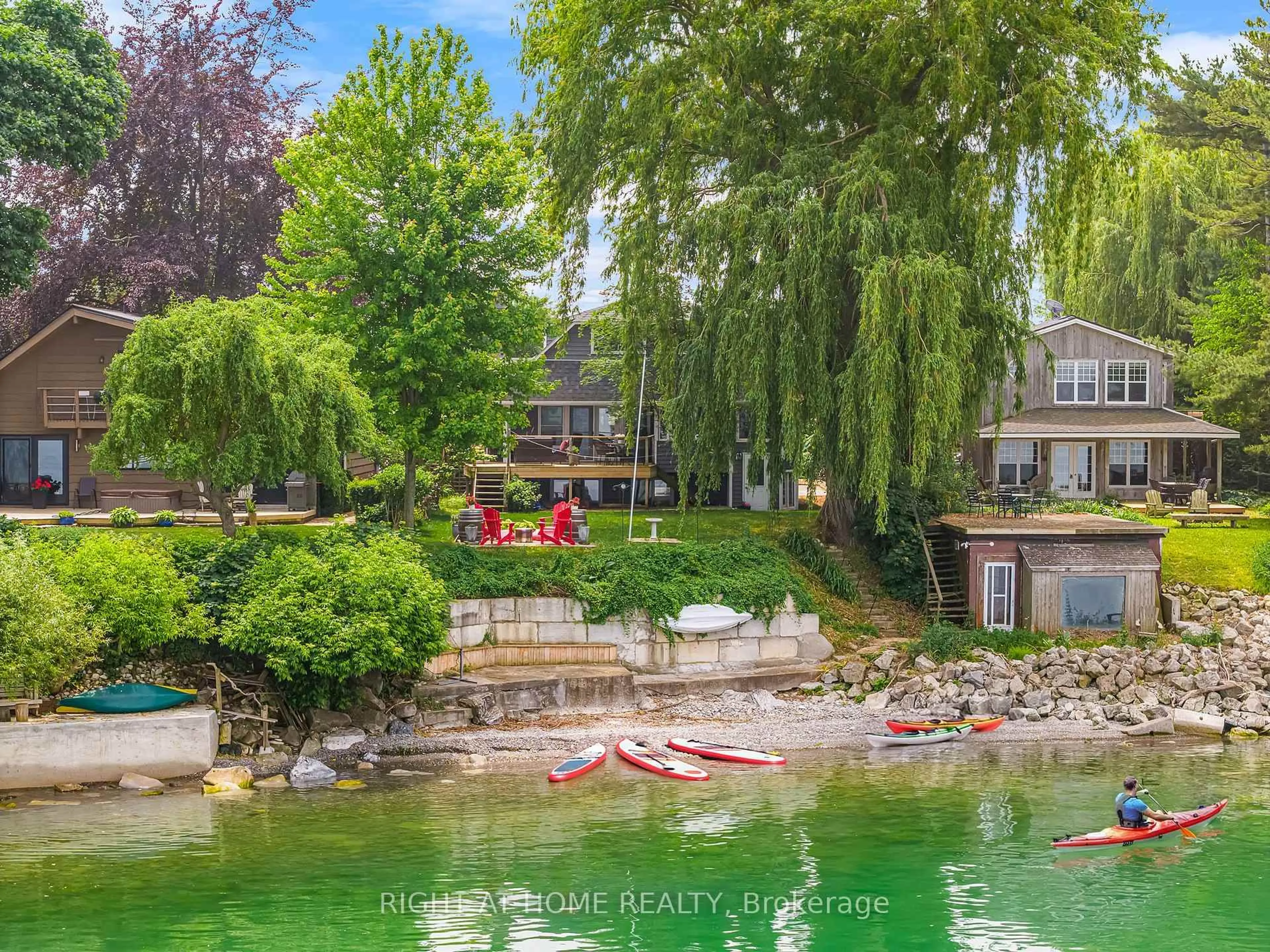Unknown for 6 Firelane 6A, Niagara-on-the-Lake Ontario L0S 1J0