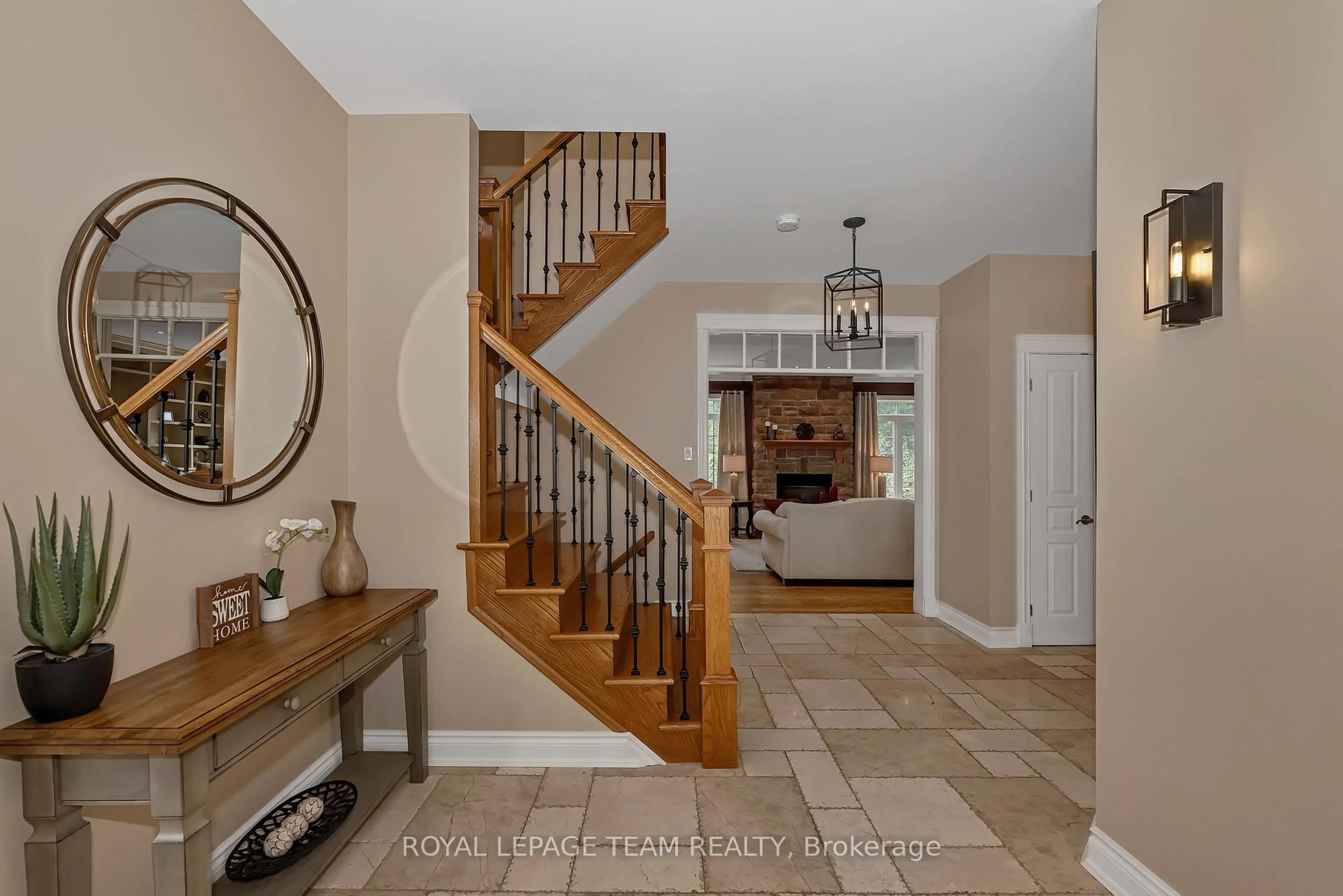 Indoor entryway for 49 Shining Star Circ, Ottawa Ontario K2S 2B4