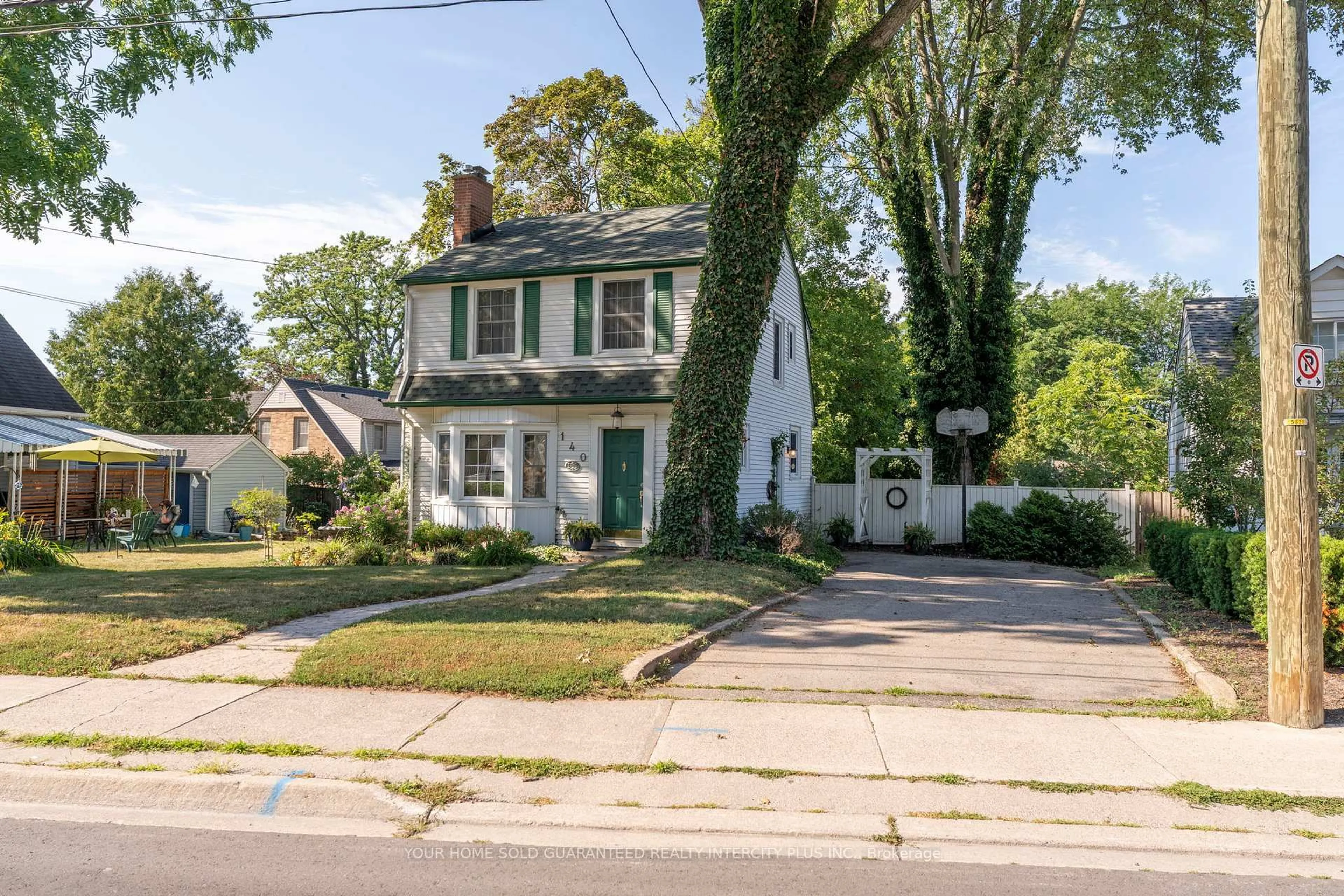 Unknown for 140 Main St, Grimsby Ontario L3M 3R8