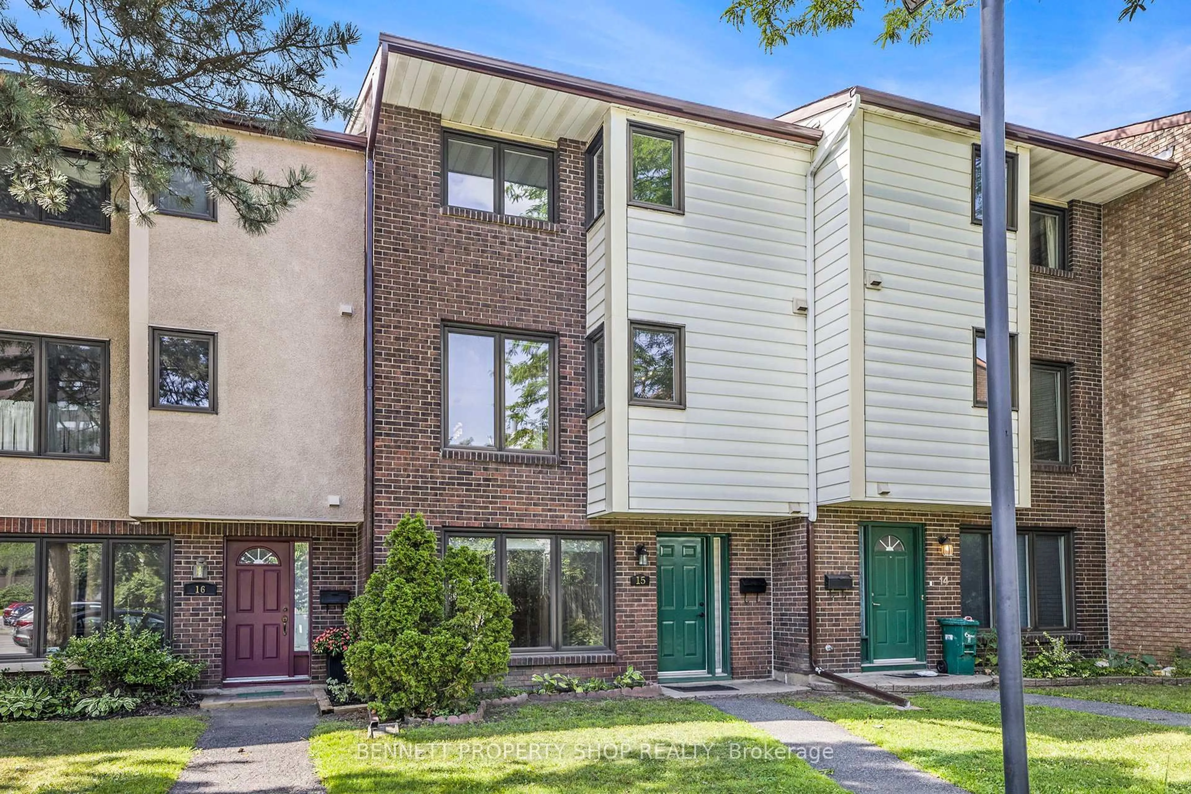 Home with brick exterior material, street for 3350 Southgate Rd #15, Ottawa Ontario K1V 9P8