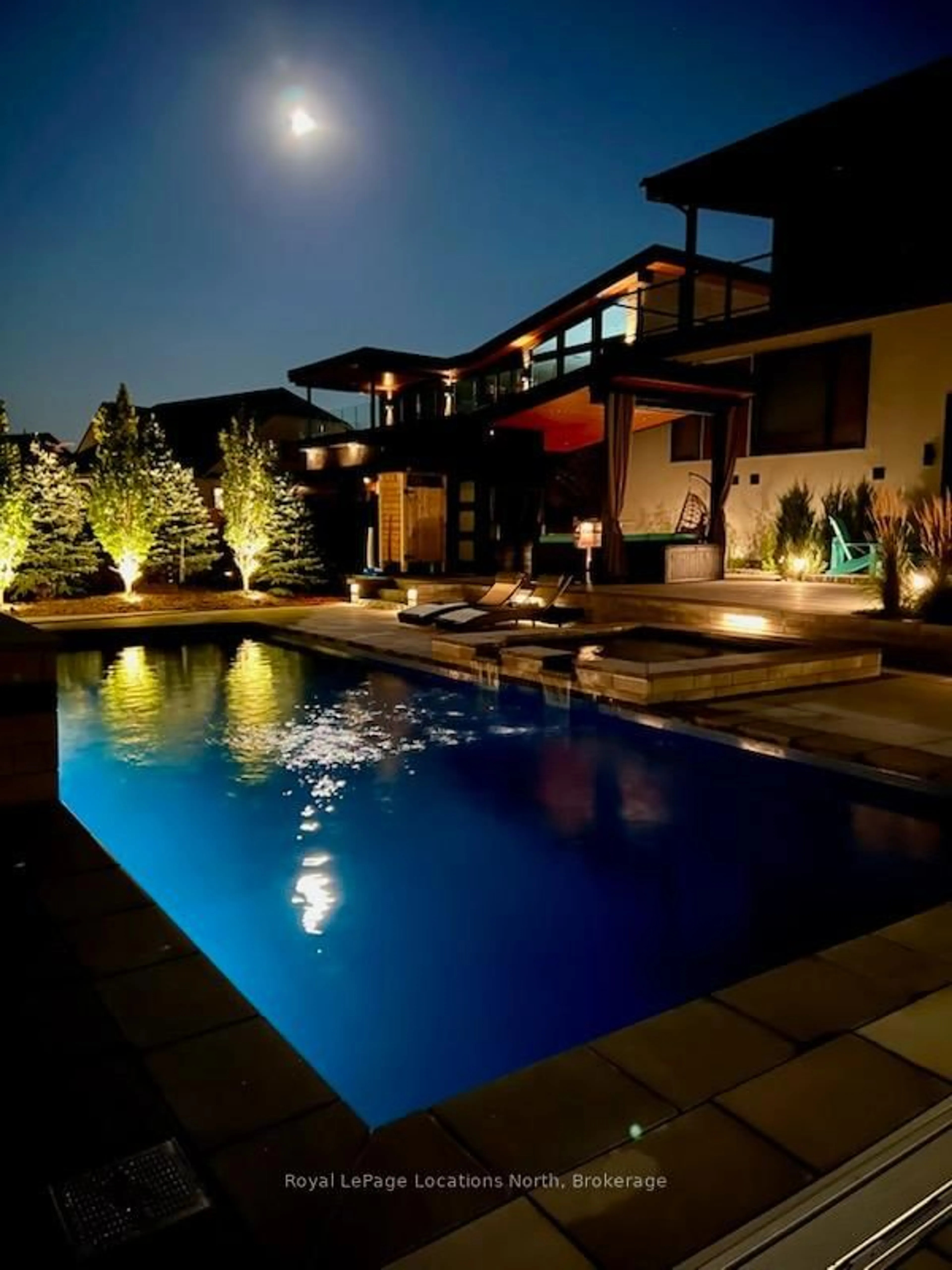 Pool for 116 Courchevel Cres, Blue Mountains Ontario L9Y 0V4