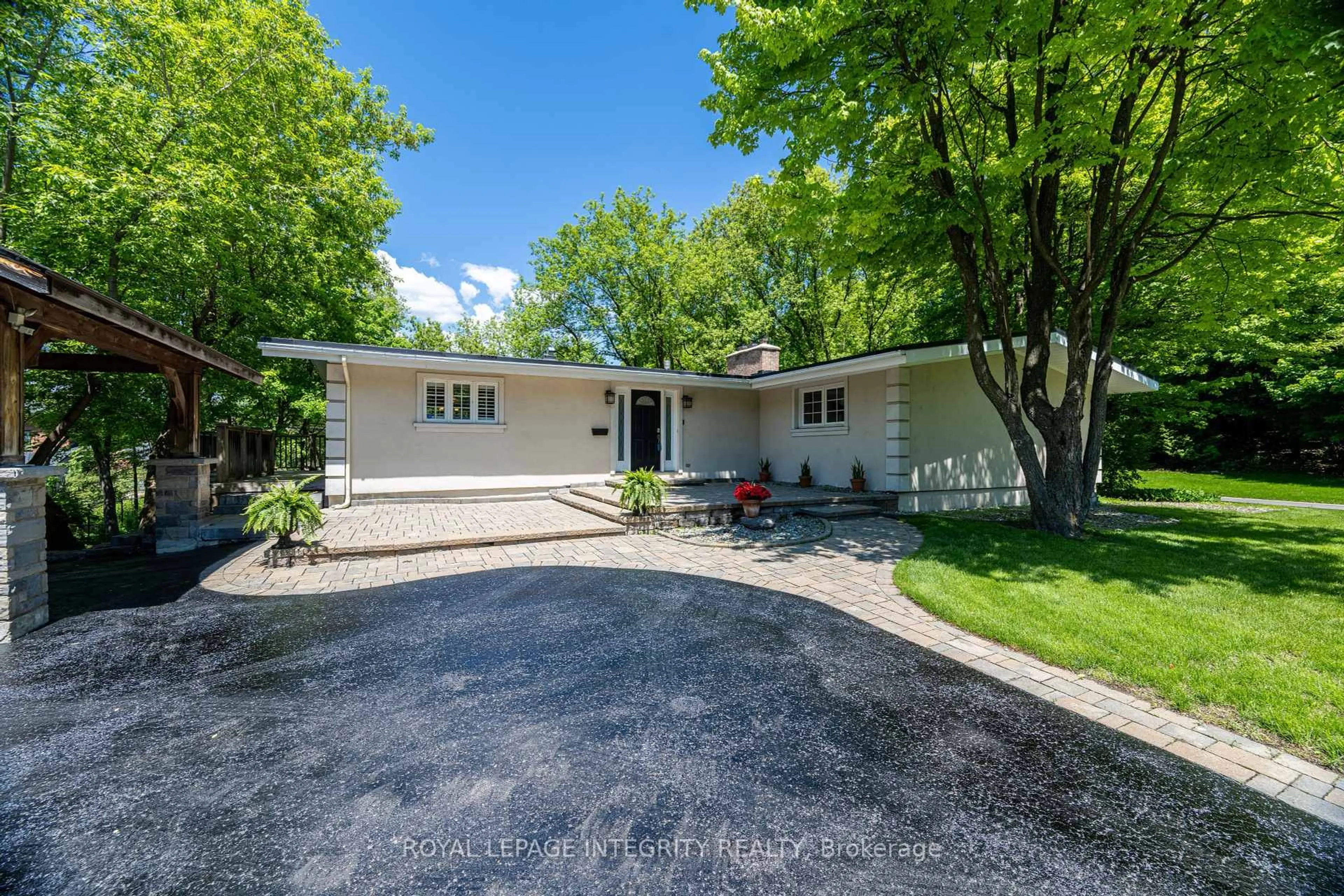 Unknown for 3 Briarcliffe Dr, Ottawa Ontario K1J 6E3