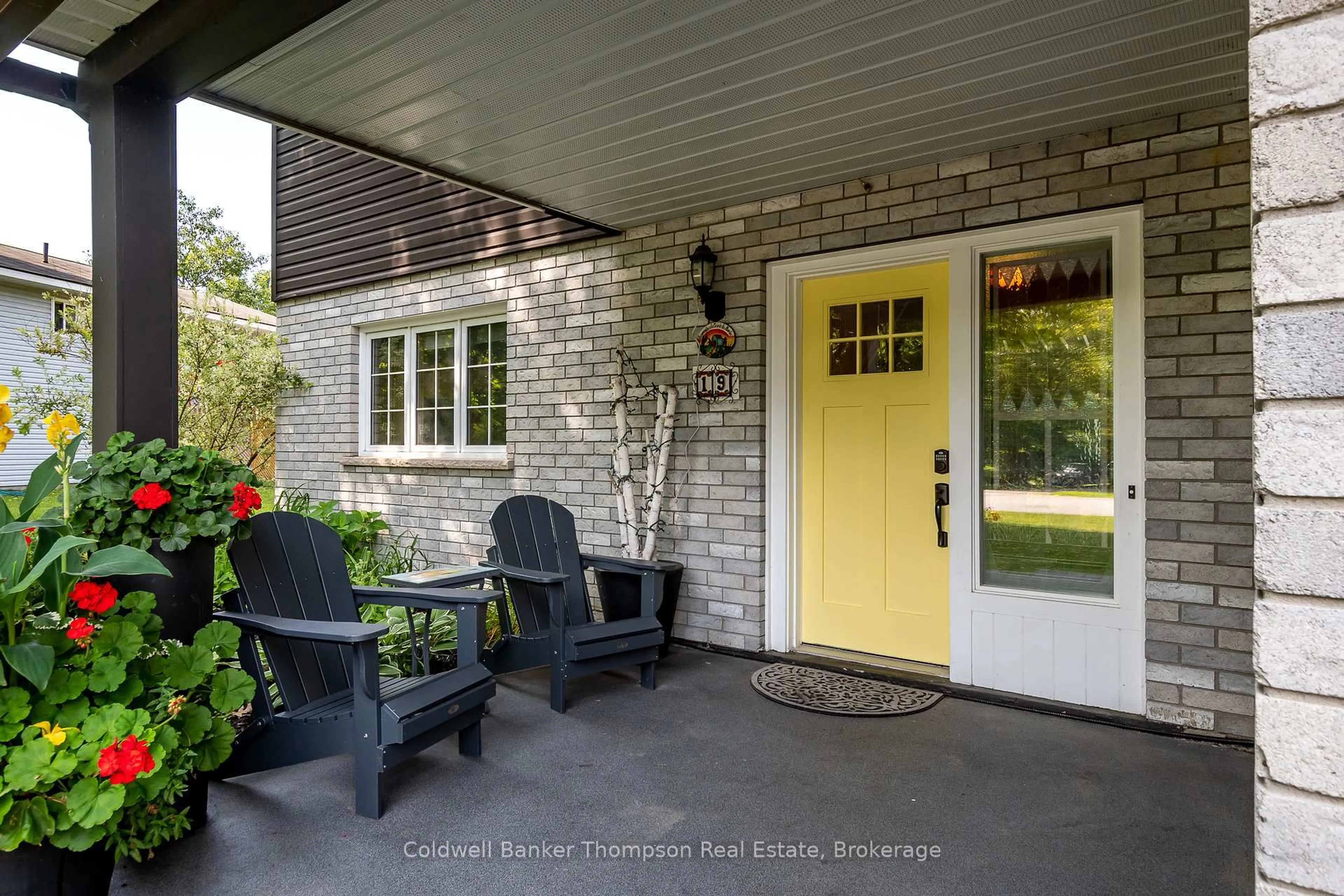 Unknown for 19 Beechwood Path, Huntsville Ontario P1H 1S6
